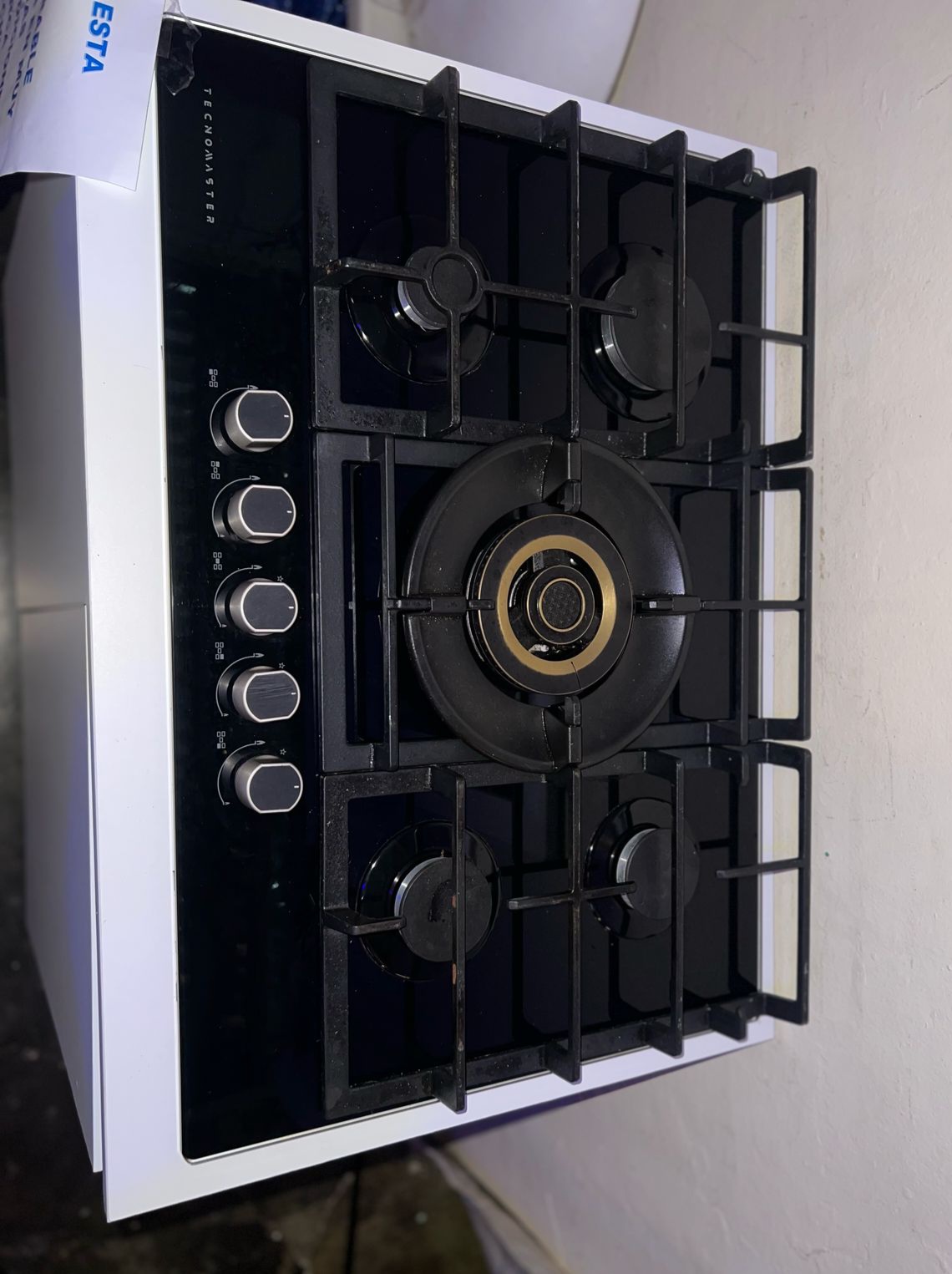 cocina - ESTUFA EMPOTRABLE CON MUEBLE INTEGRADO. 4