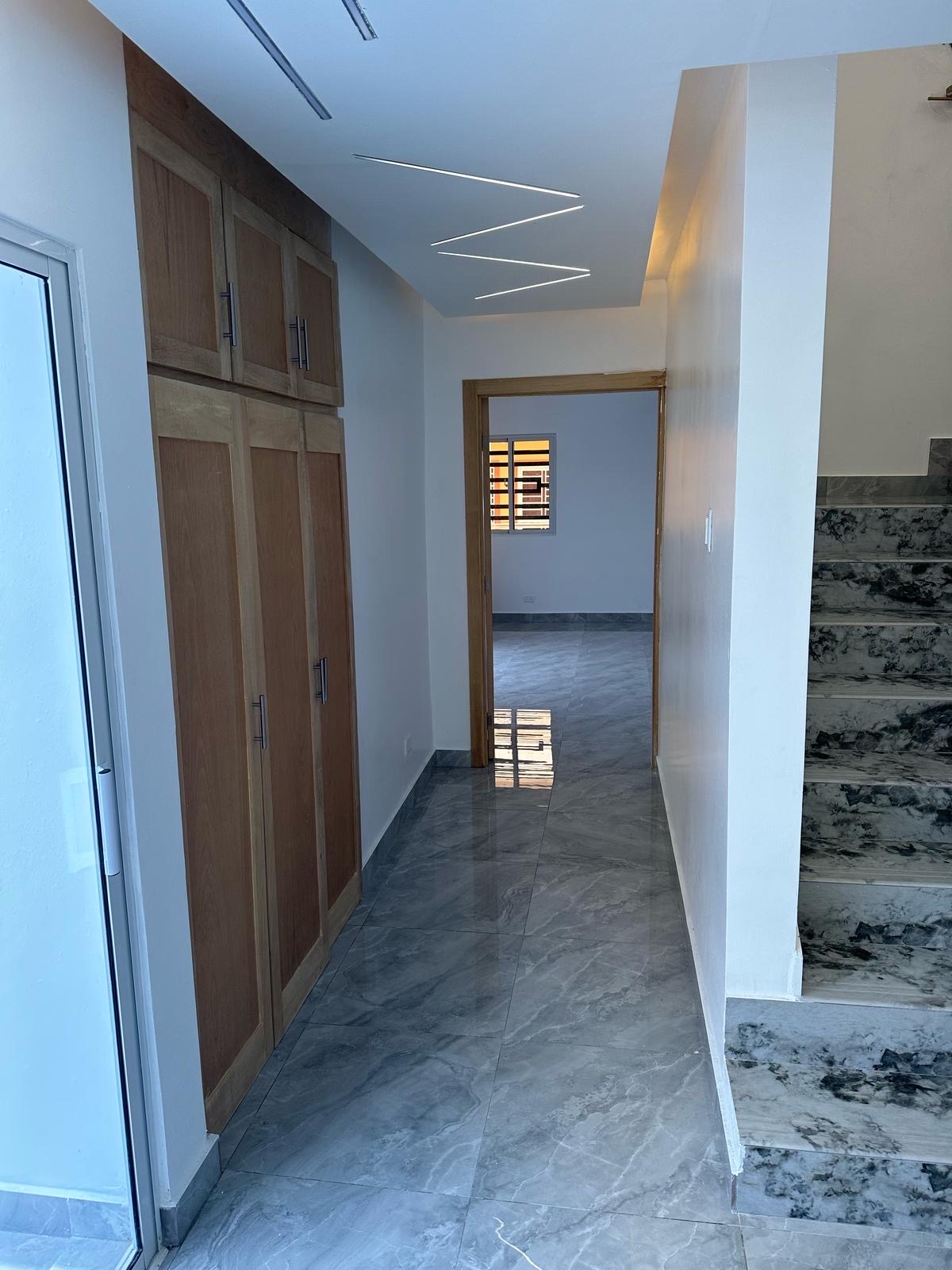casas - venta de casa de lujo en la autopista de san isidro Santo Domingo este  6