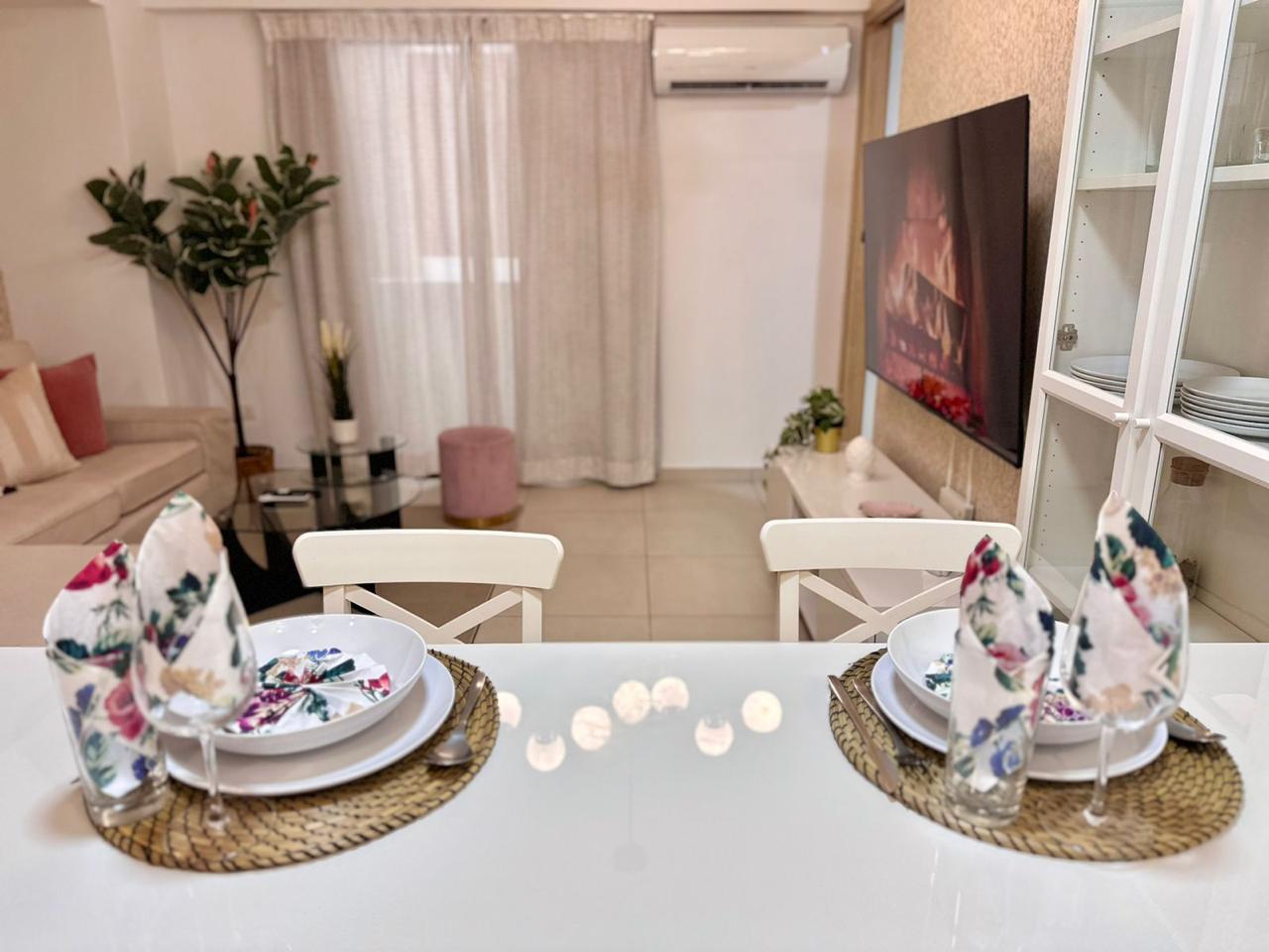 apartamentos - Rento apartamento detrás Ikea amueblado moderno  3