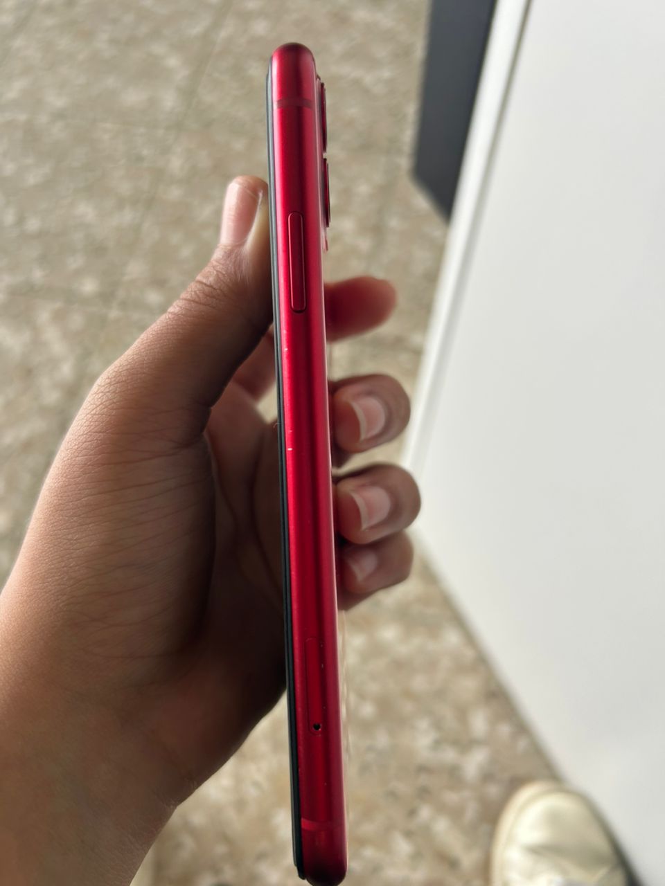 camaras y audio - Vendo iPhone 11 color rojo  5
