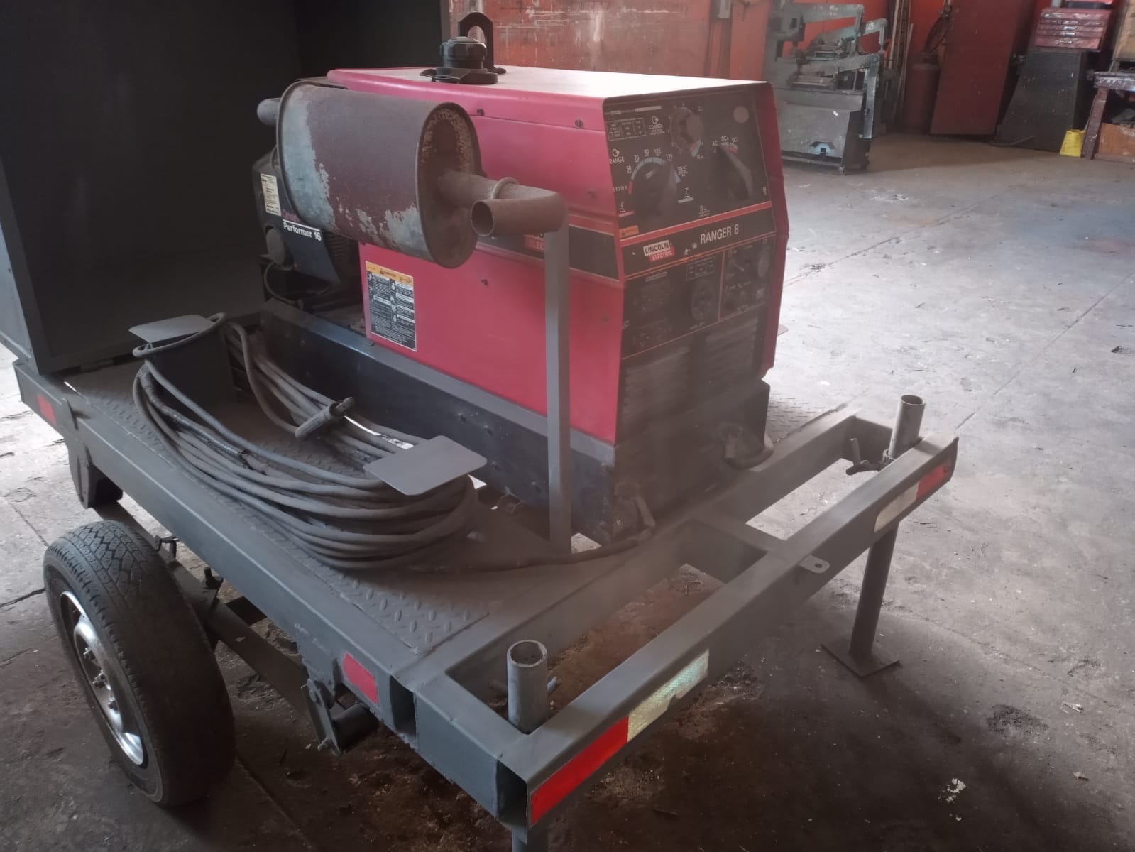 equipos profesionales - Moto - soldadora Lincoln de gasolina. 0
