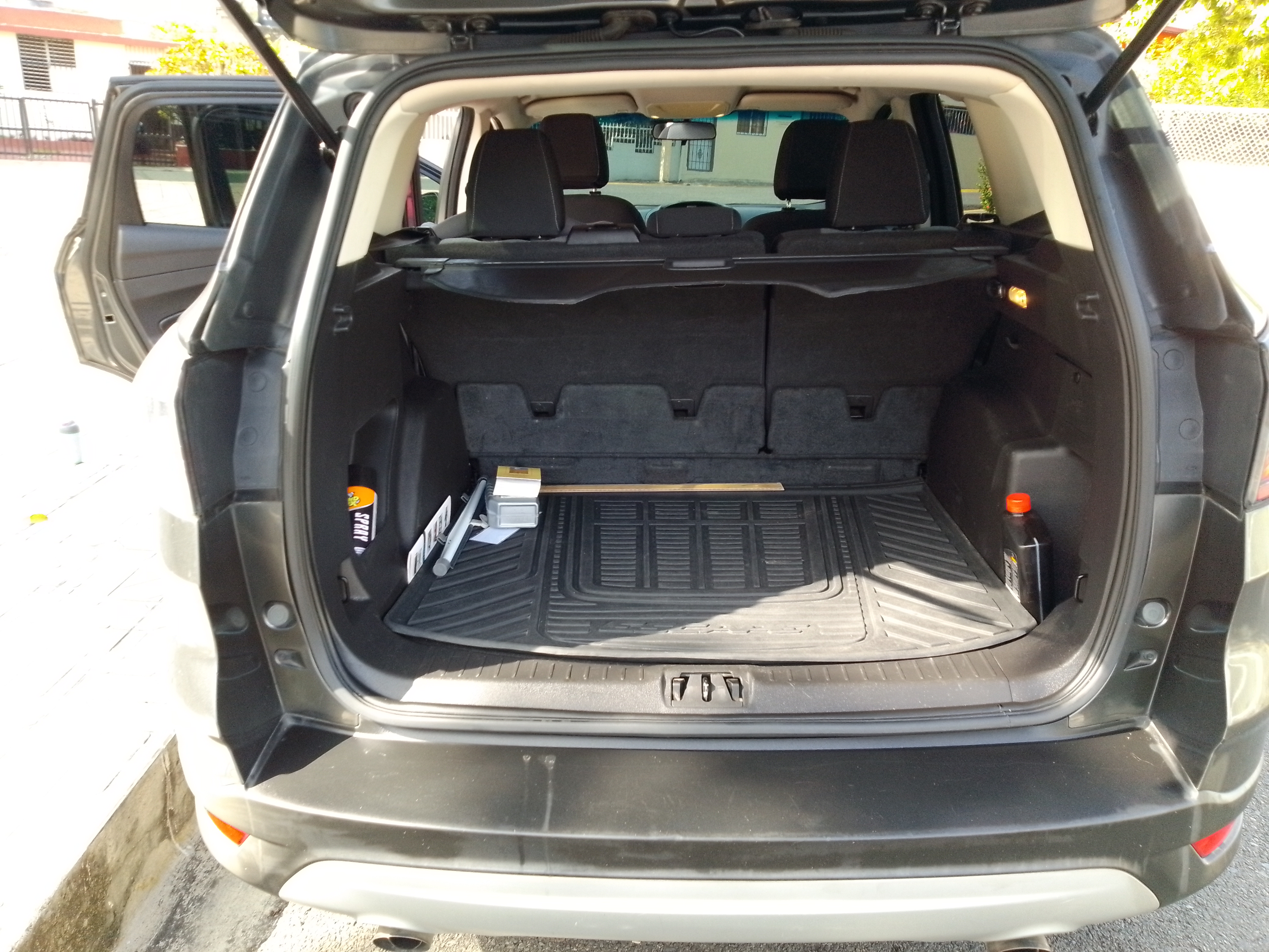 jeepetas y camionetas - Jeepeta de Oportunidad Ford Escape 2017  3