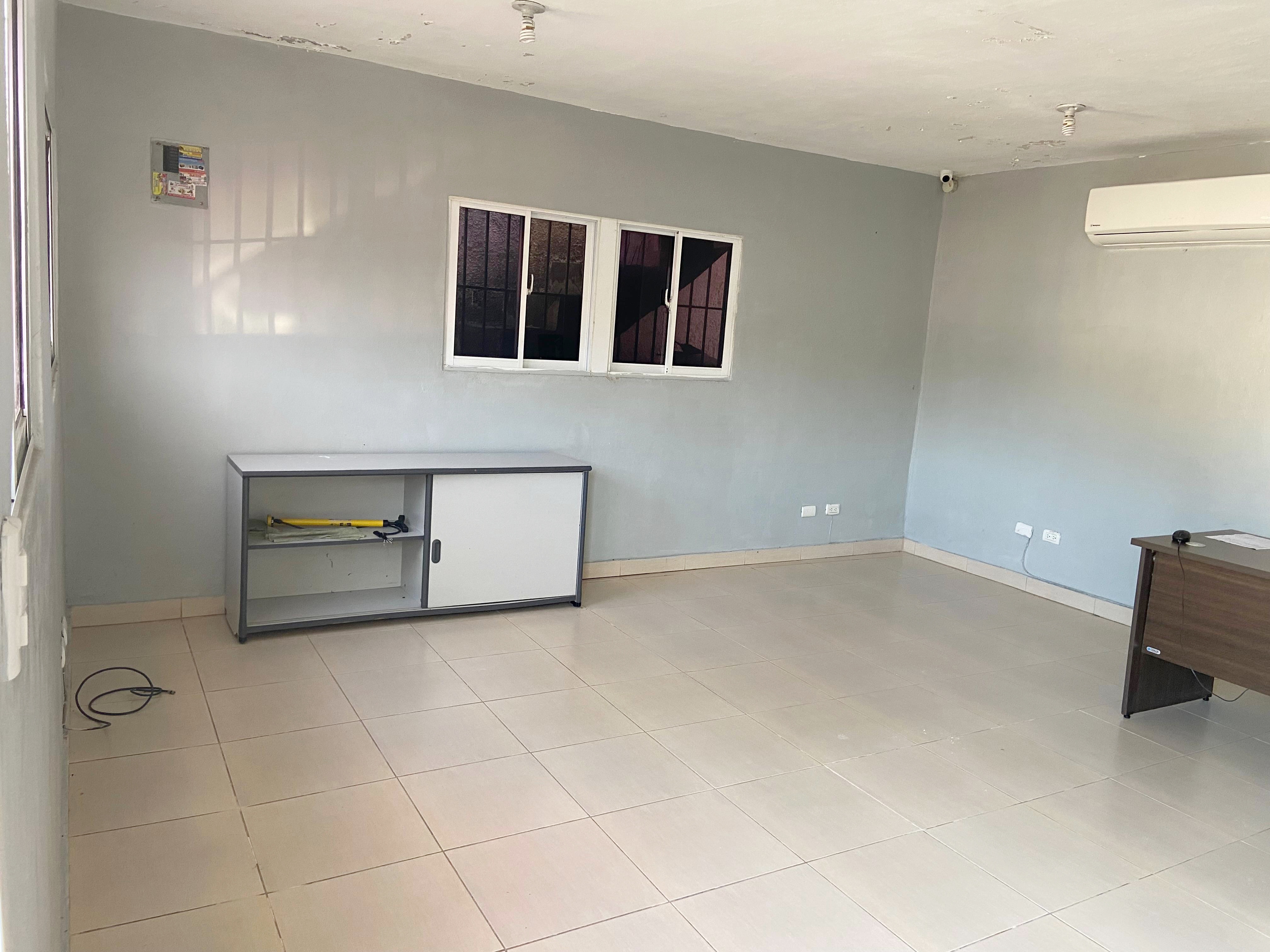 oficinas y locales comerciales - Solar comercial céntrico  2
