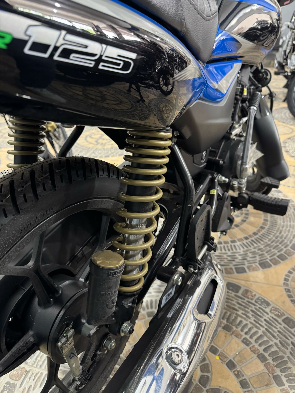 motores y pasolas - BAJAJ PLATINA 125cc 6