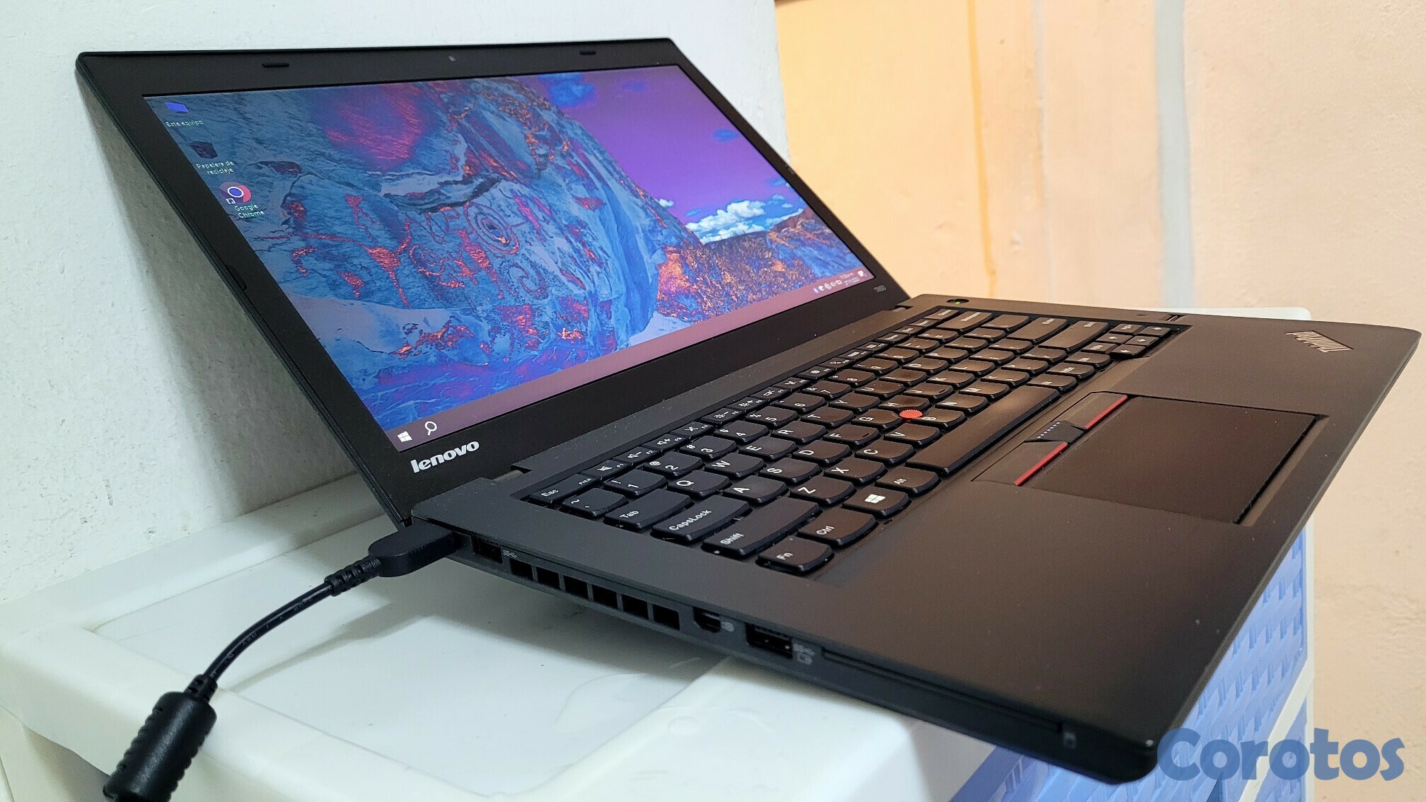 computadoras y laptops - Laptop lenovo T460 14 Pulg Core i5 6ta Gen Ram 8gb ddr4 Disco 256gb SSD Solido 2