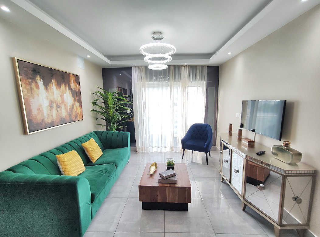 apartamentos - ESTUDIO AMUEBLADO ASCENSOR Y PISCINA LA ESMERALDA 