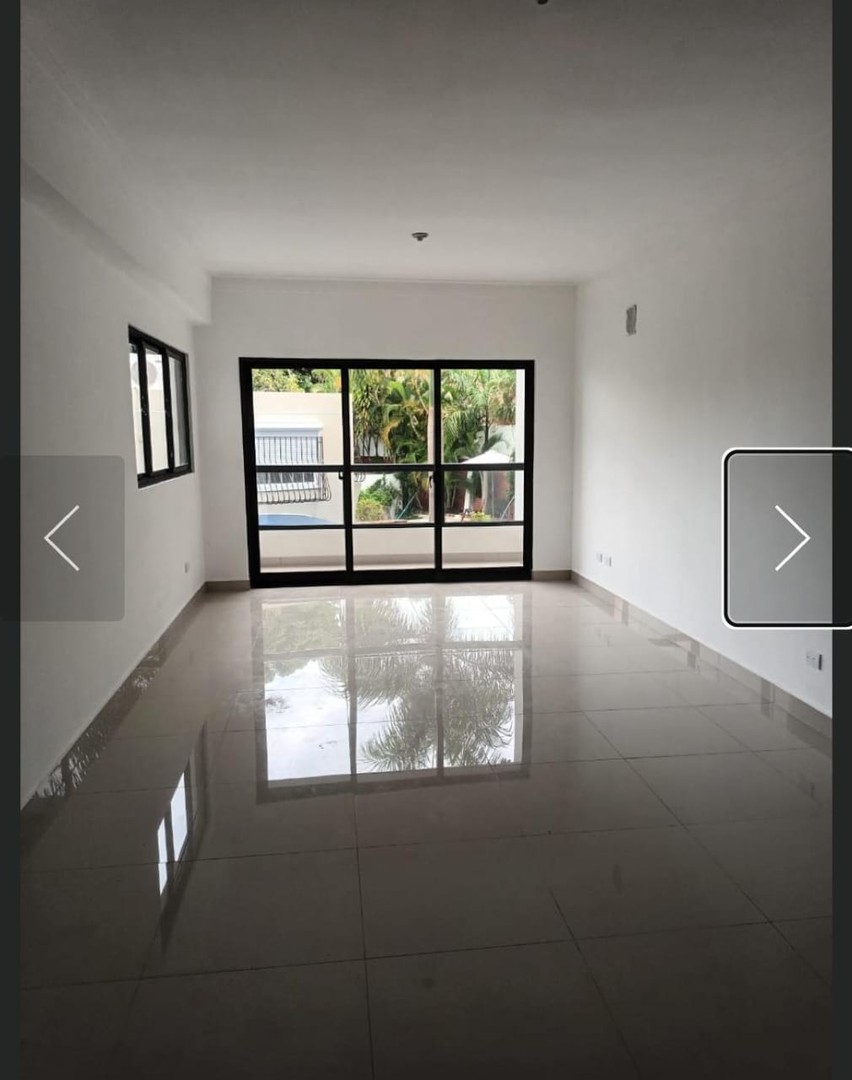 apartamentos - ALQUILO apartamento en Los Restauradores

Nuevo a estrenar

Piso 3 

Balcón 
 3