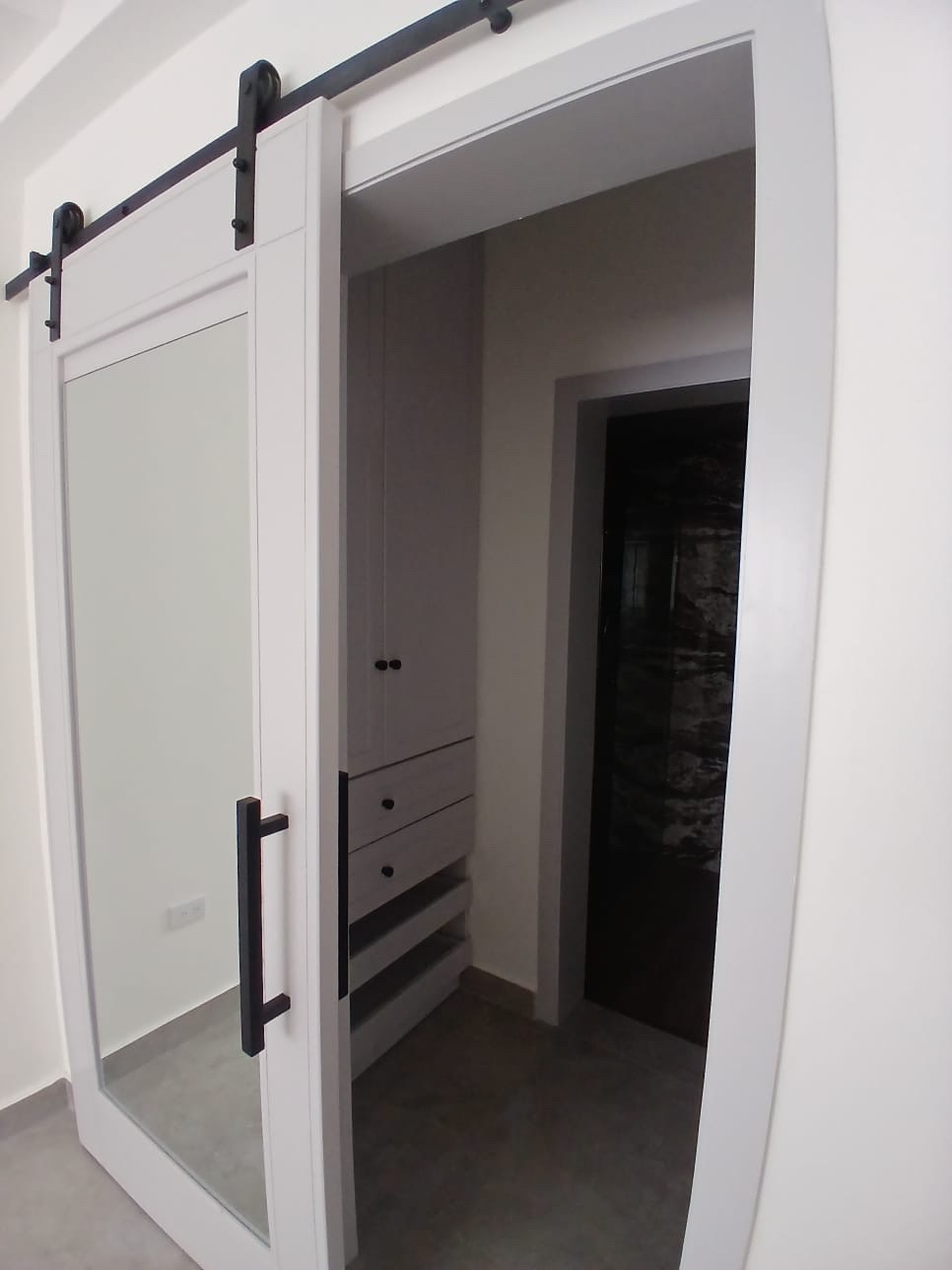 apartamentos - hermoso apartamento en zona céntrica los prados  6