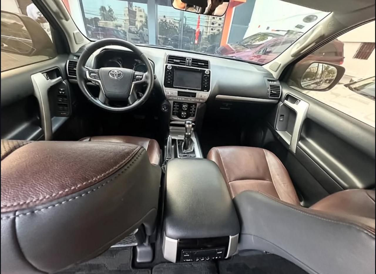 jeepetas y camionetas - Toyota Land Cruiser Prado VXL 2019 6