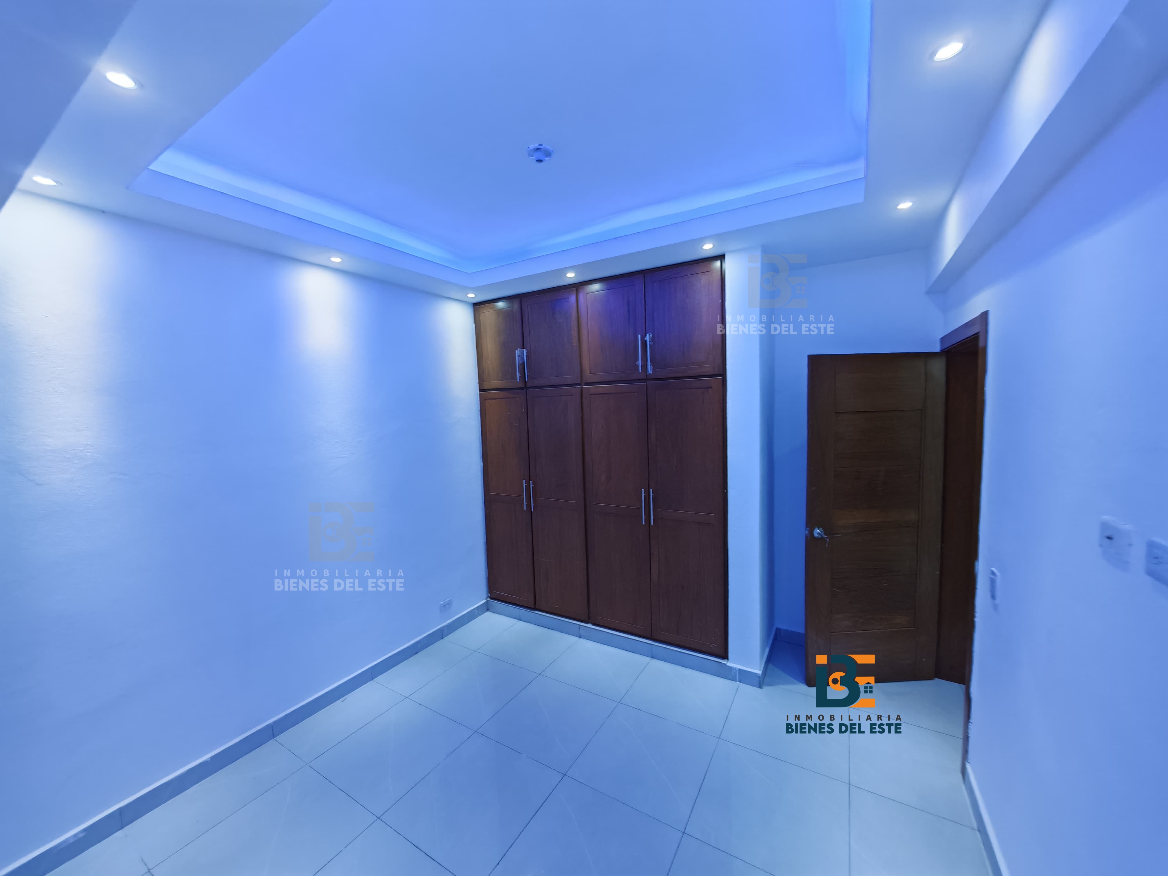 apartamentos - Se Alquila Lujoso Apartamento, SPM. 3