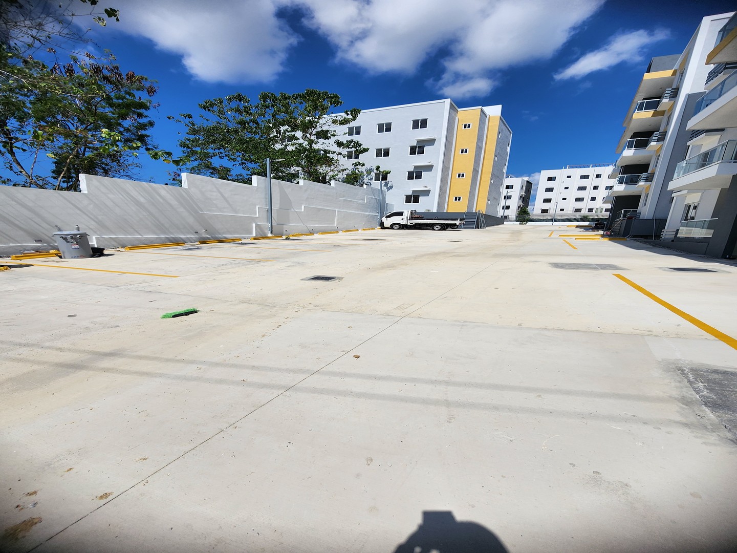 apartamentos - Apto en alquiler, nuevo a estrenar, a 5 minutos de la embajada, 2 habitaciones 6