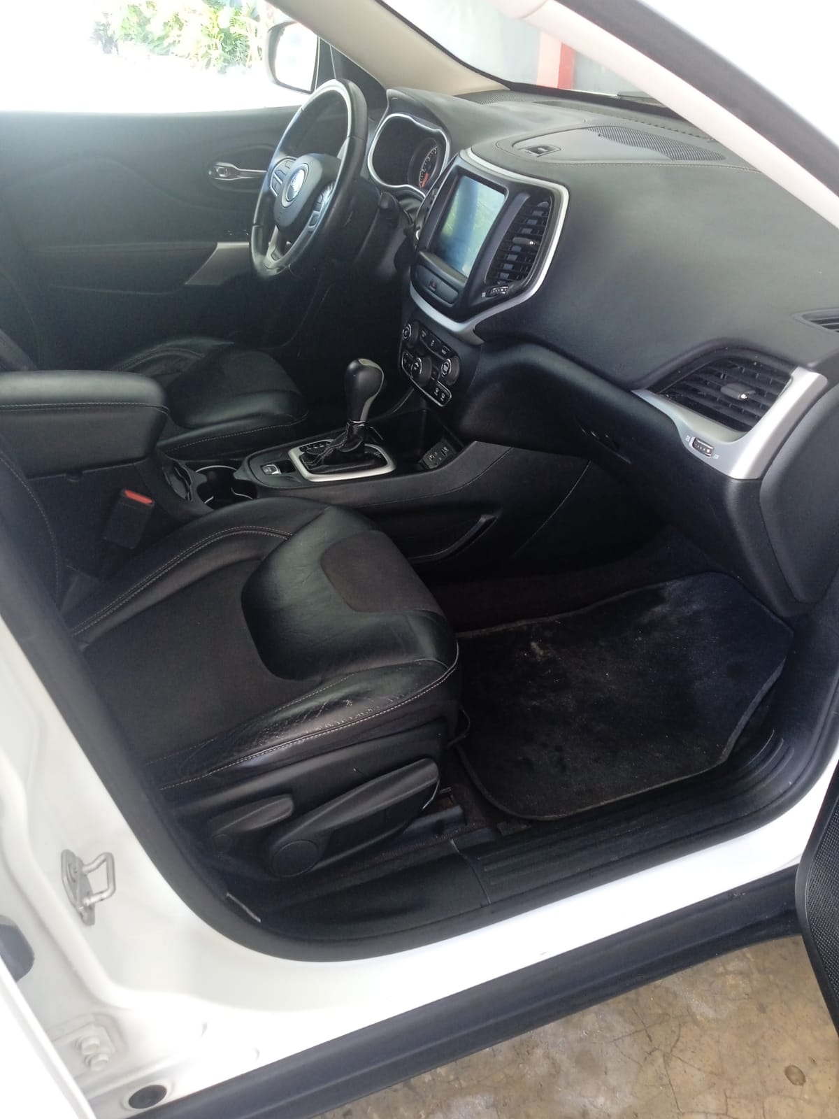 jeepetas y camionetas - Jeep cherokee latitudes plus 6
