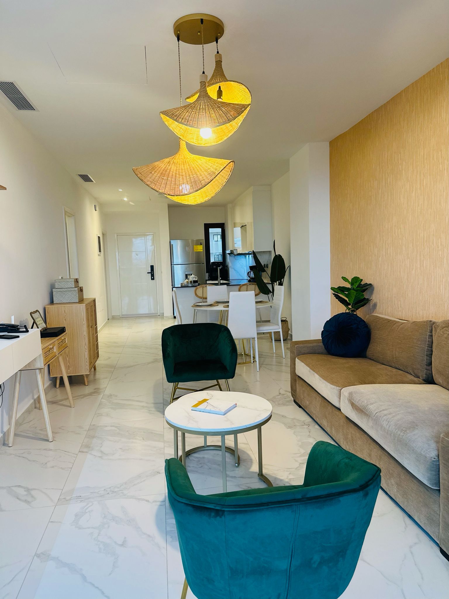 apartamentos - Vive el Lujo en Cana Rock Star – 2H/2B Amueblado con Vista al Golf 0