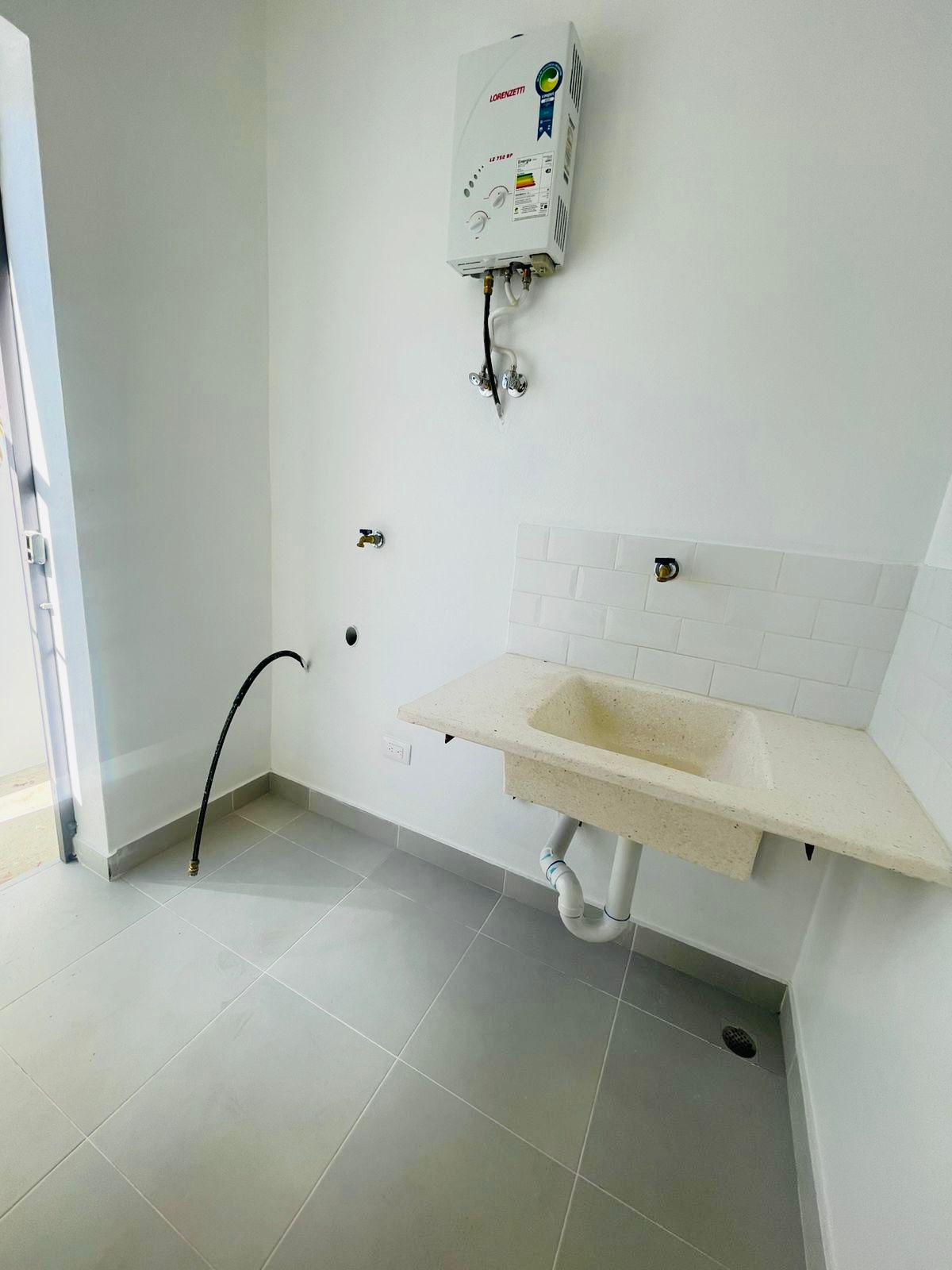casas - CASA EN VENTA EN VALLE VERDE, SANTIAGO.