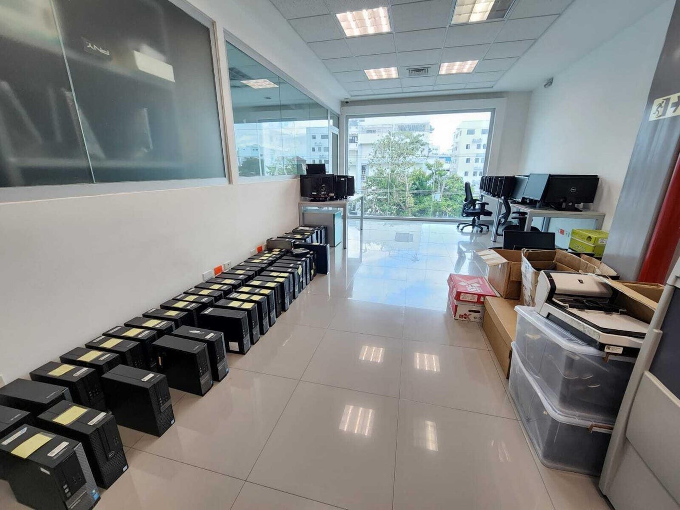 oficinas y locales comerciales - Edificio Corporativo Clase 5 Antisísmico de 5 Pisos de 325 MTS 9