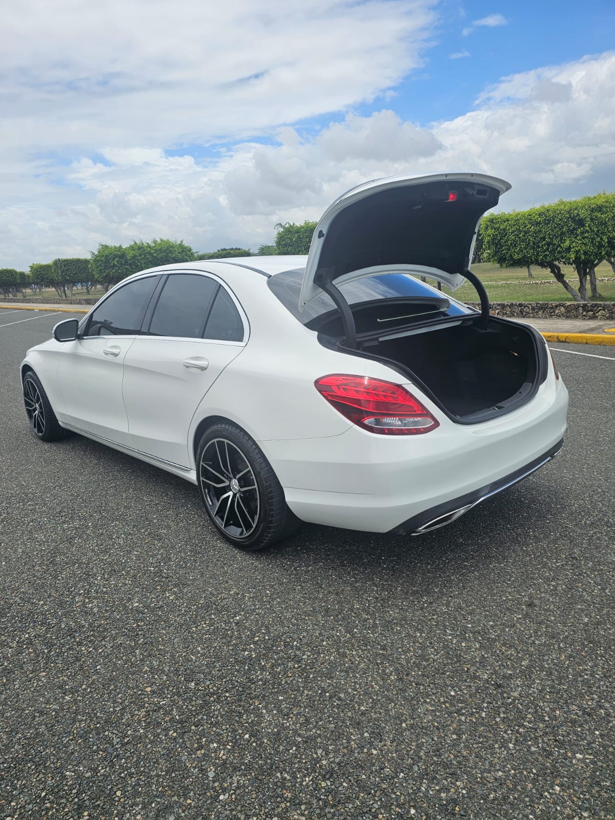 carros - Mercedes Benz C300 2016 AMG Pocas Millas 3