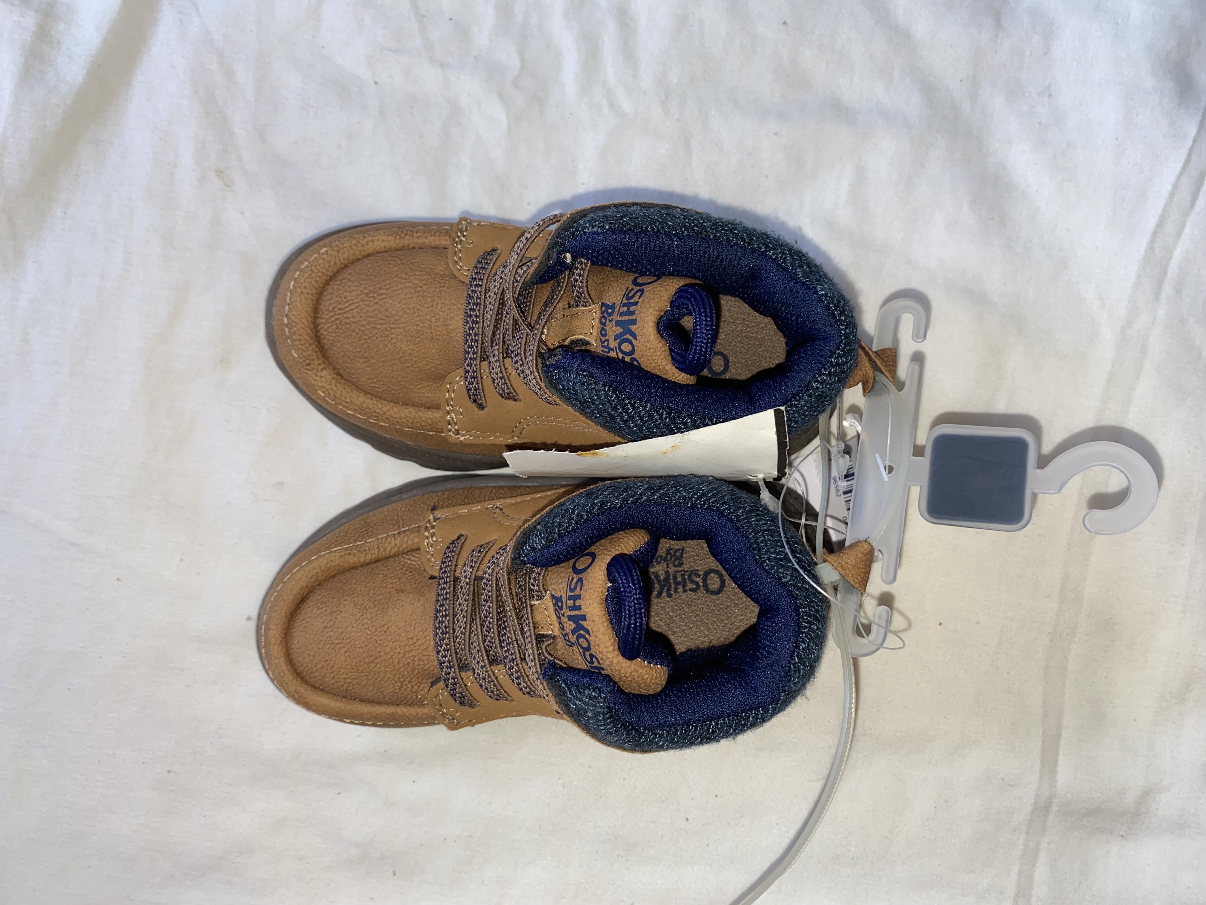 ropa y zapatos - Bota de bebé.