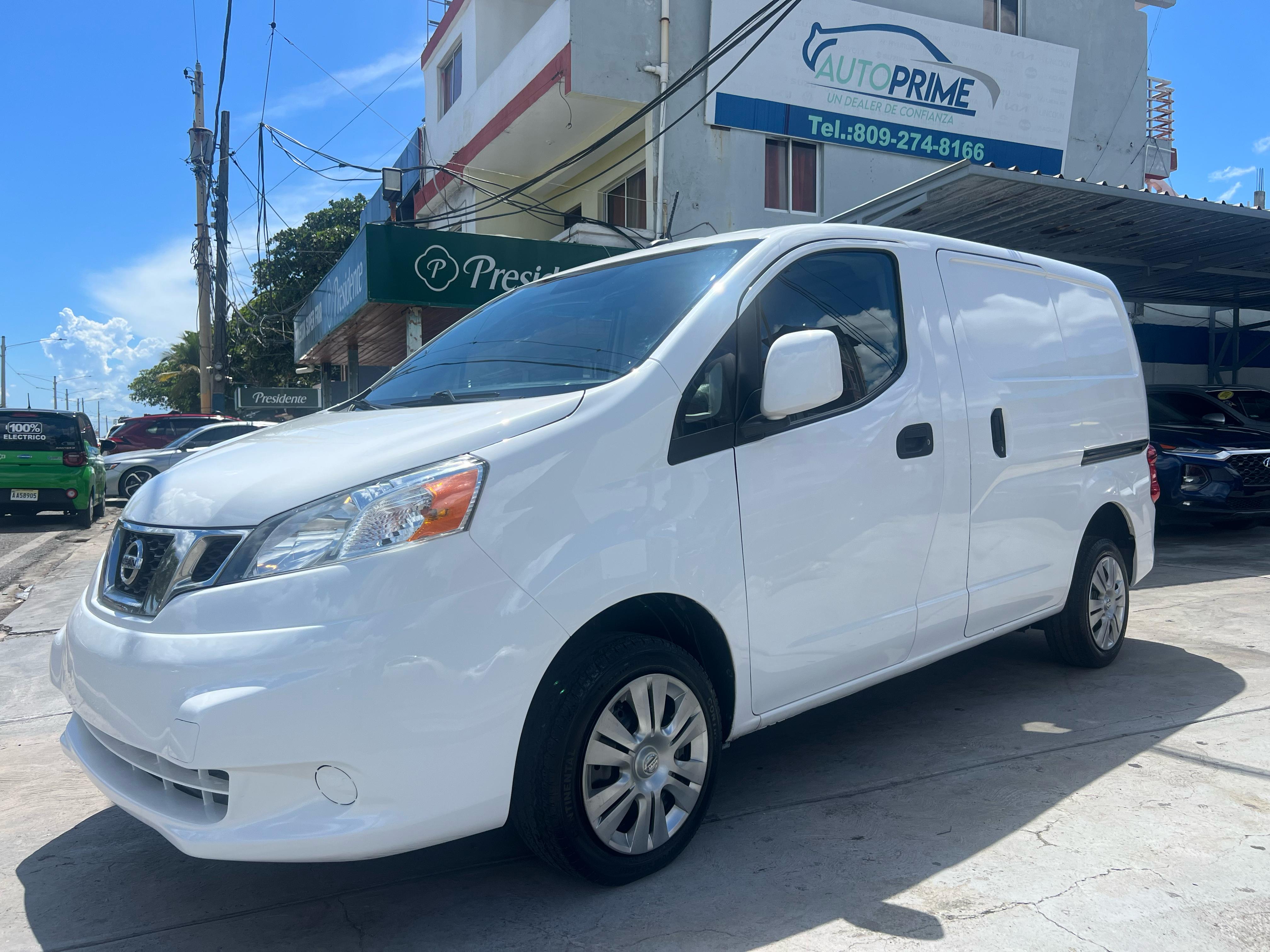 jeepetas y camionetas - Nissan NV 200 2020 0