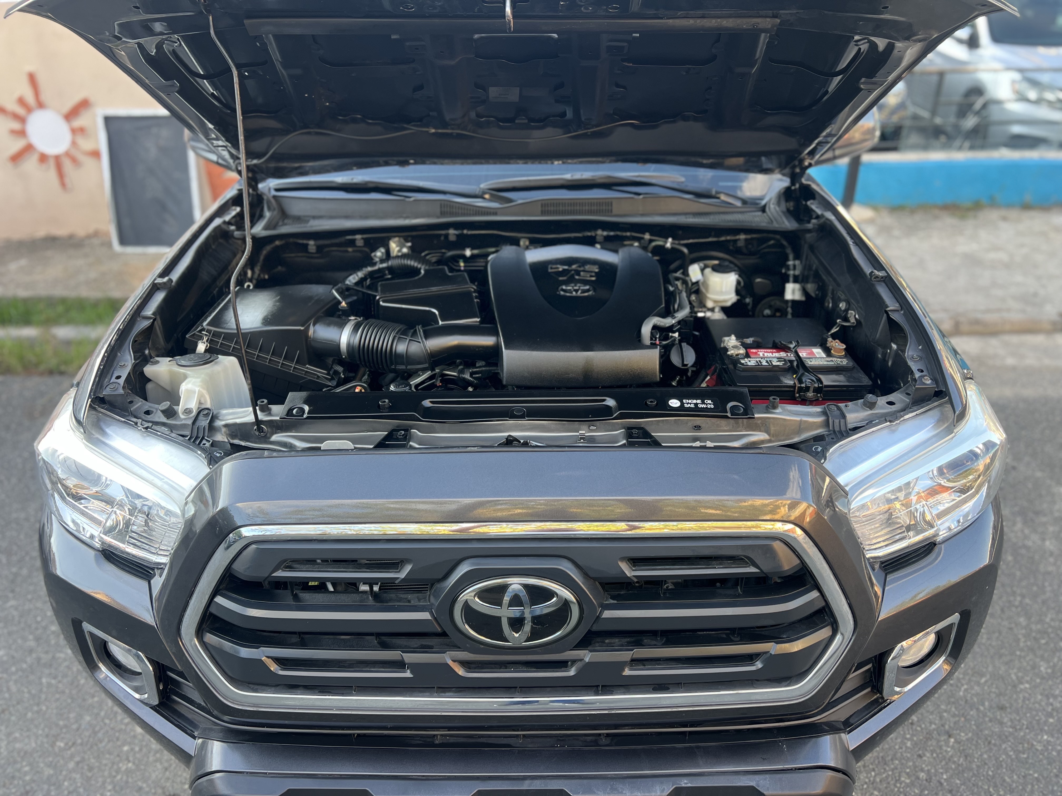 jeepetas y camionetas - TOYOTA TACOMA SR5 año 2019 9