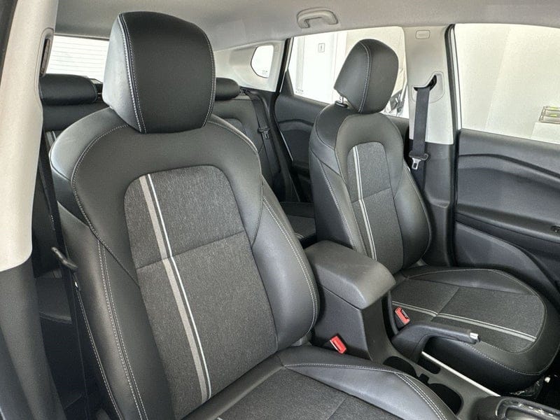 jeepetas y camionetas - CHEVROLET TRACKER LT 2023 con 6500 Kilómetros  5