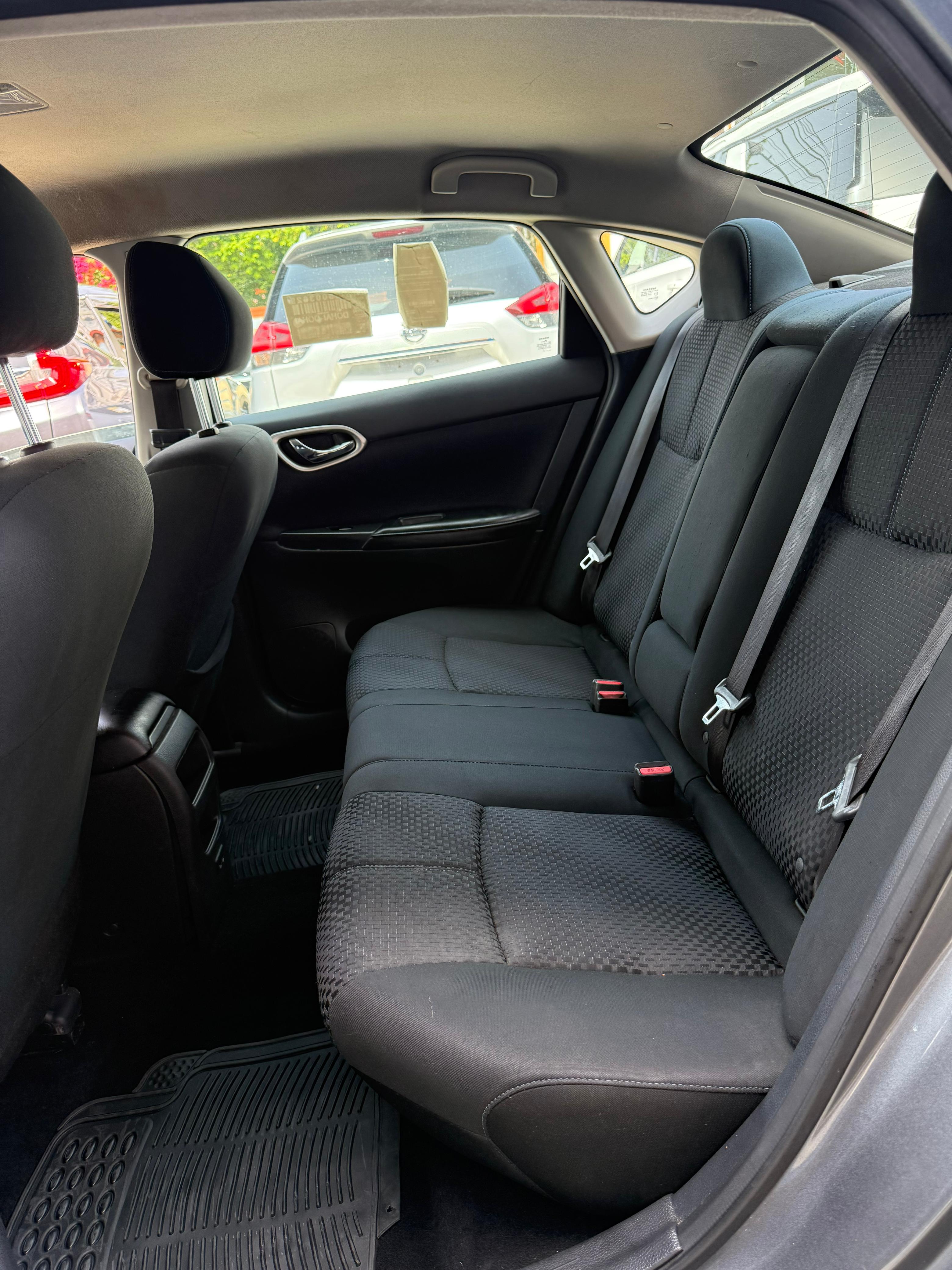 carros - nissan sentra sr 4