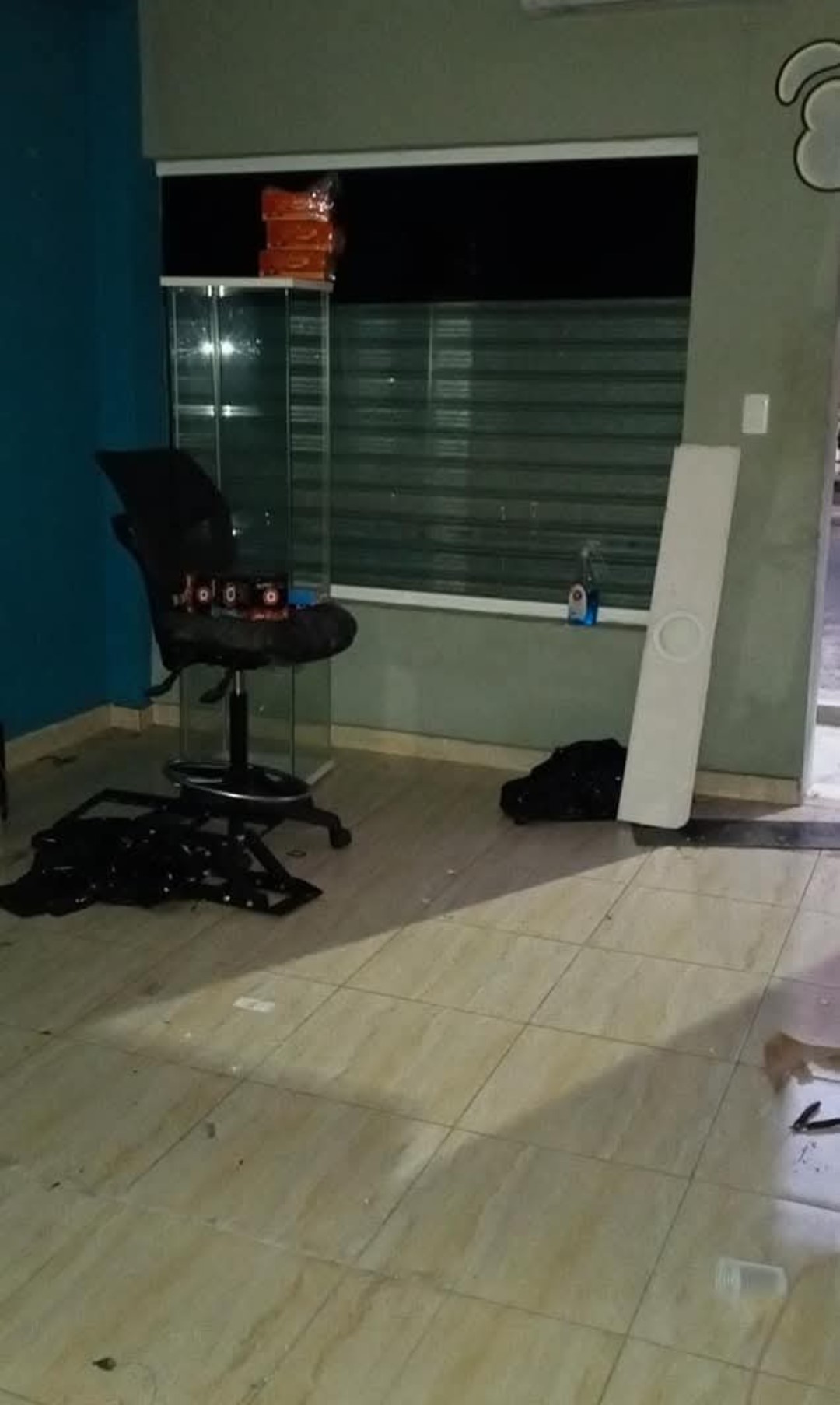 oficinas y locales comerciales - Alquilo Ens la Fe 5