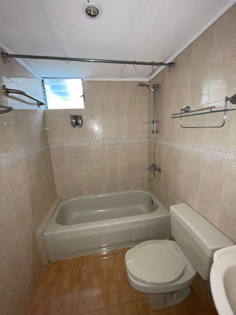 apartamentos - ALQUILO Serralles 📍🤩

Apartamento clásico en buen estado con las siguientes  3