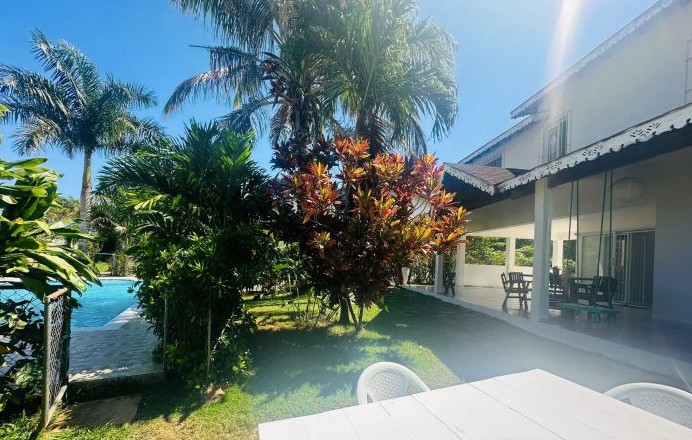 casas - Venta, Villa de 3 Habitaciones Ubicada en el Centro de Las Terrenas, Samaná 1