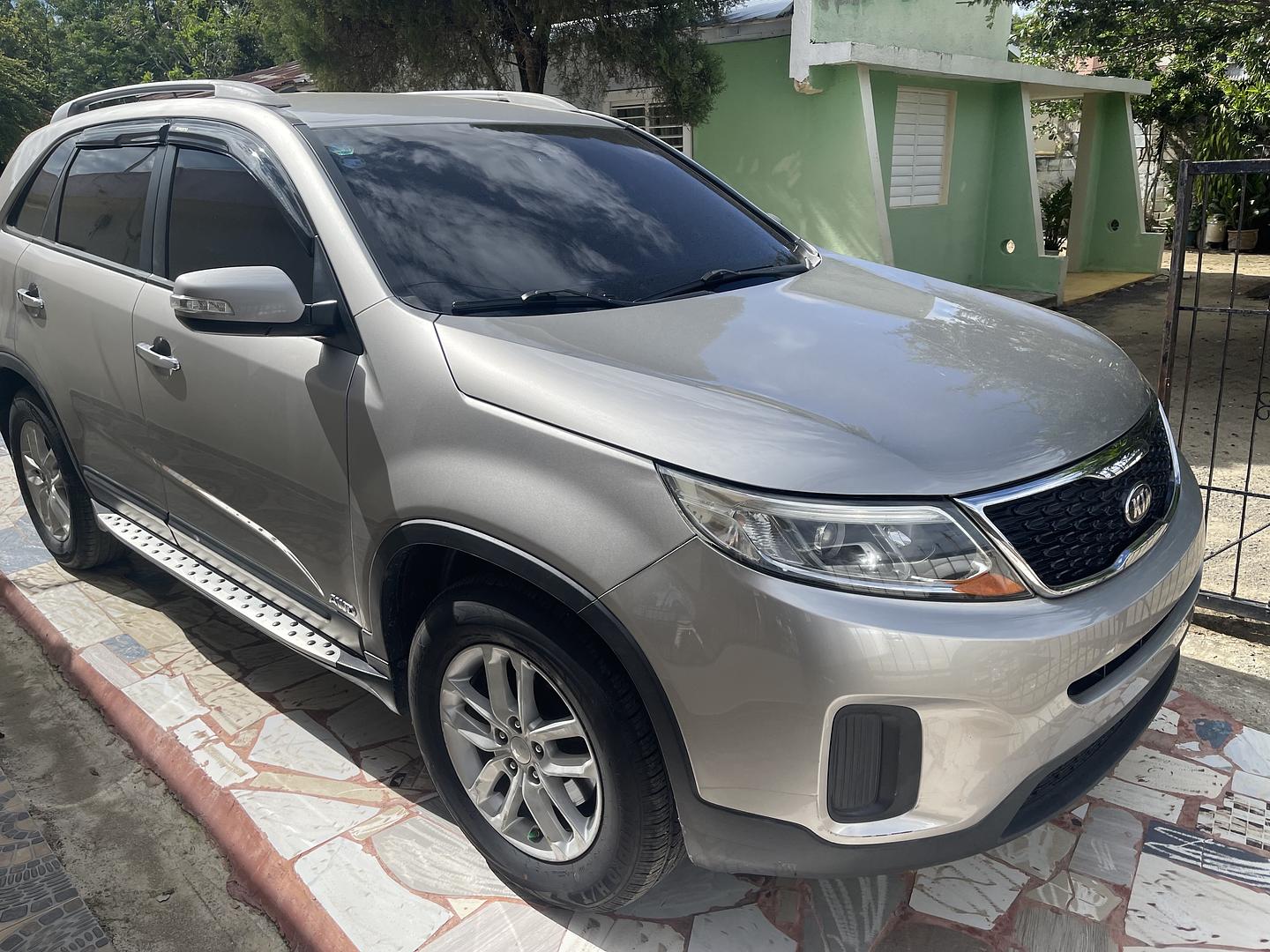 jeepetas y camionetas - Kia Sorento  0