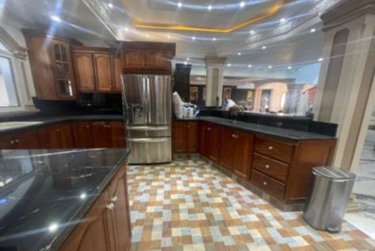 casas - Venta de Mansión en la autopista de san isidro con 784 mts prado oriental  2