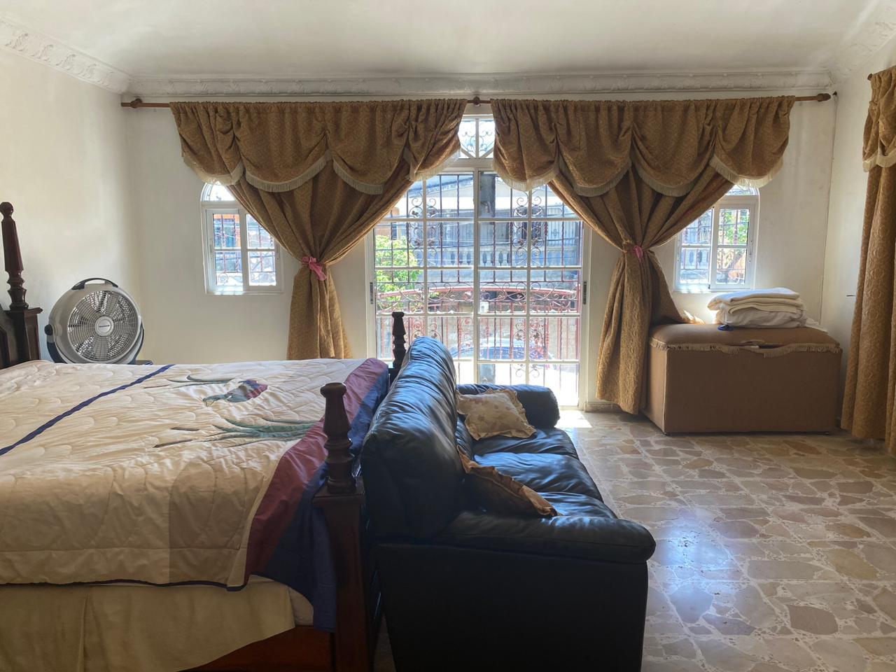 casas - Venta de casa de 3 niveles en corales del sur Santo Domingo este con 600mts 5
