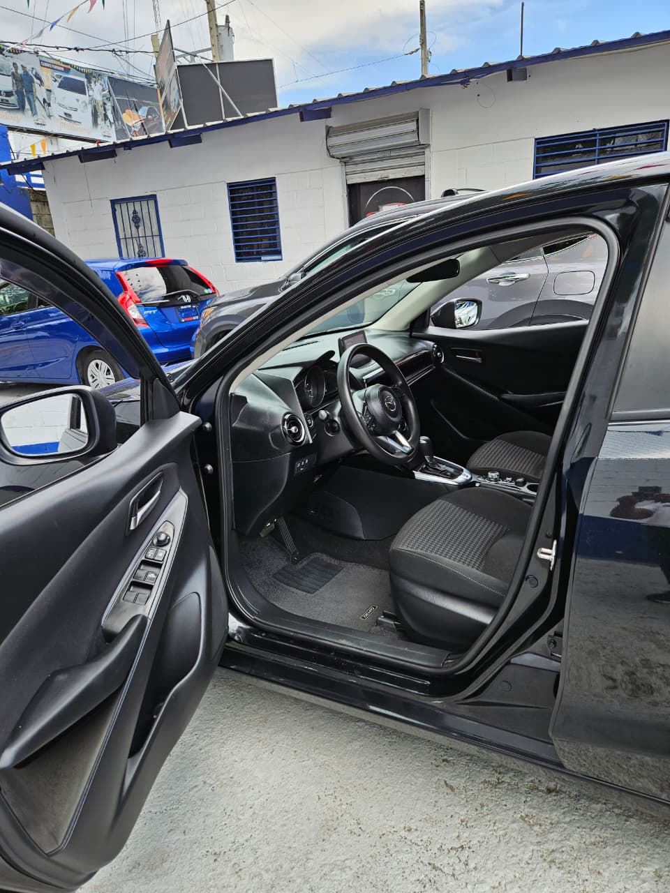 carros - MAZDA DEMIO 5