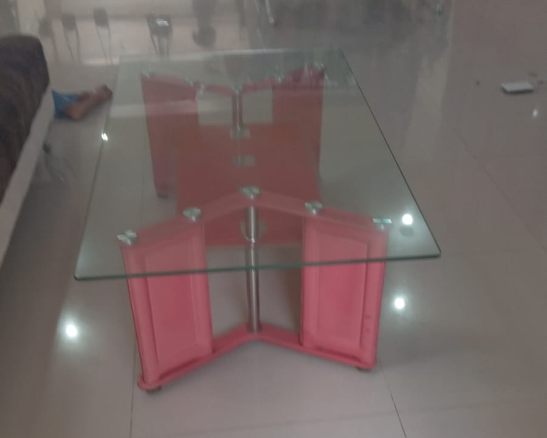 muebles y colchones - Sofá cama, de regalo la mesa. 