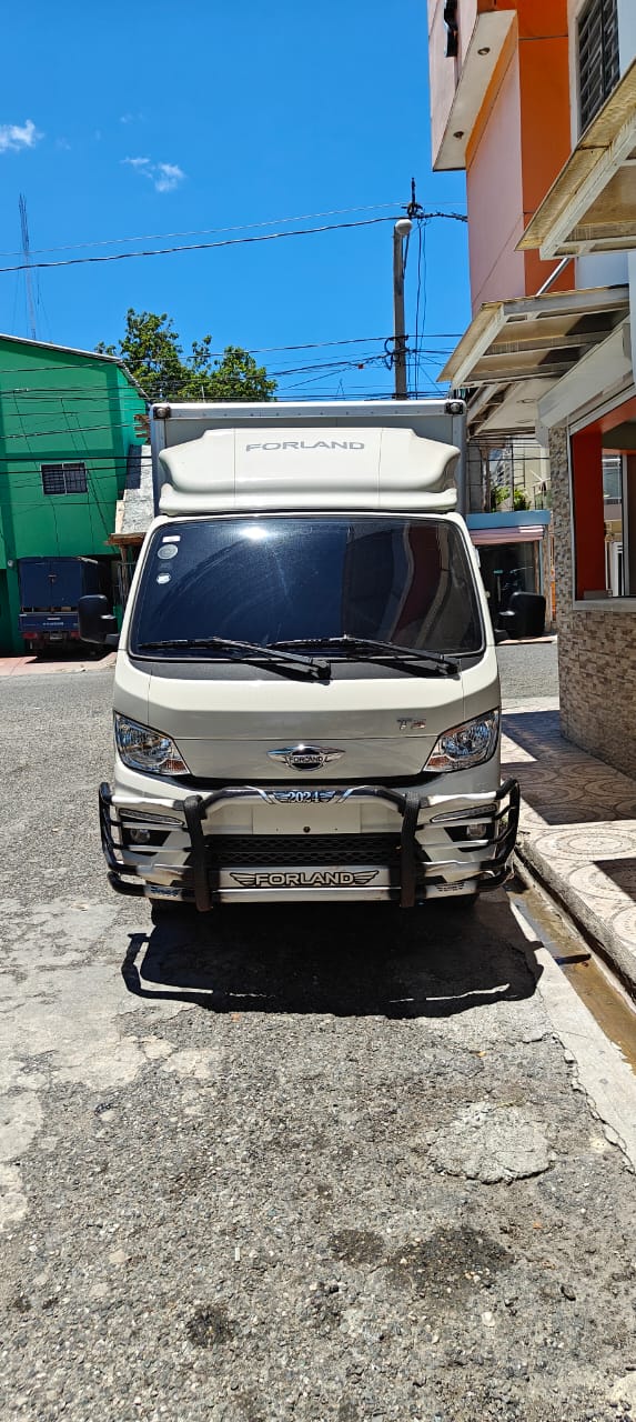 camiones y vehiculos pesados - Camion Forland F200s 2024