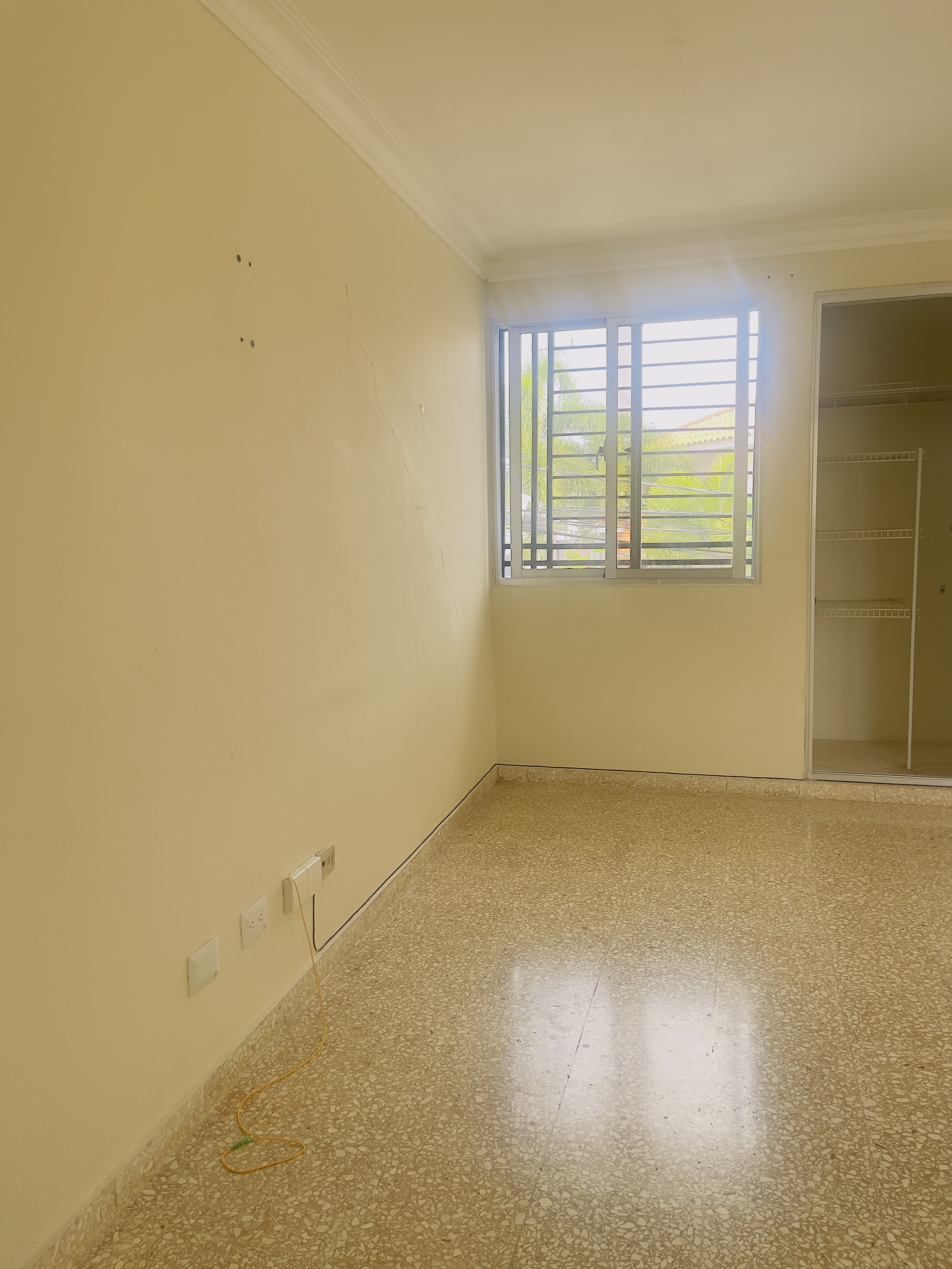 apartamentos - Se alquila  3