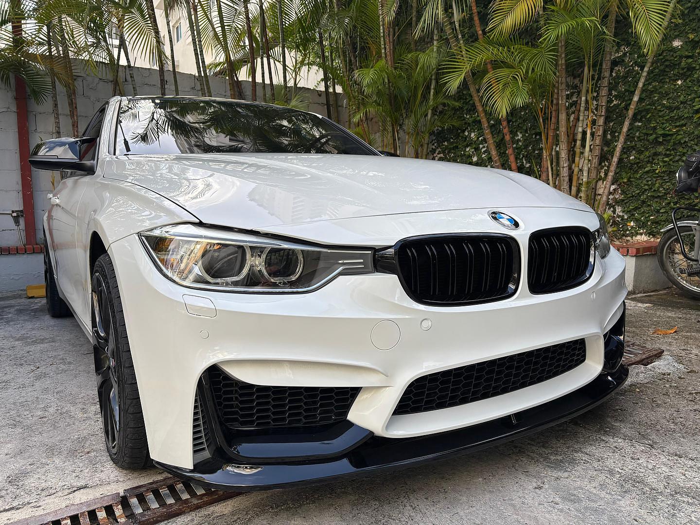 carros - Precioso BMW 320i 2013 solo 43K millas US$13,000