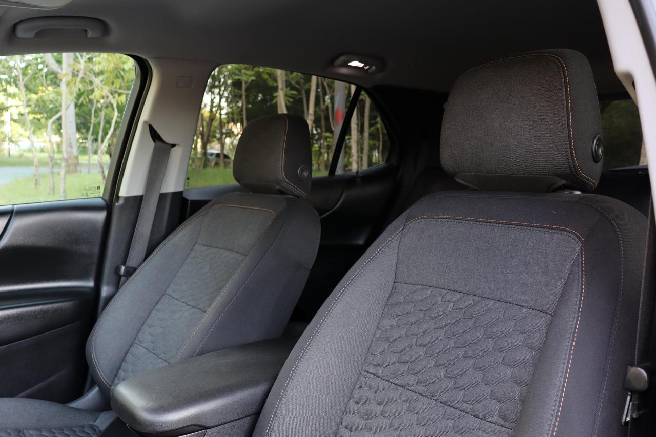 jeepetas y camionetas - Gran oportunidad de montarte en esta impecable  chevrolet equinox LT 2019  4