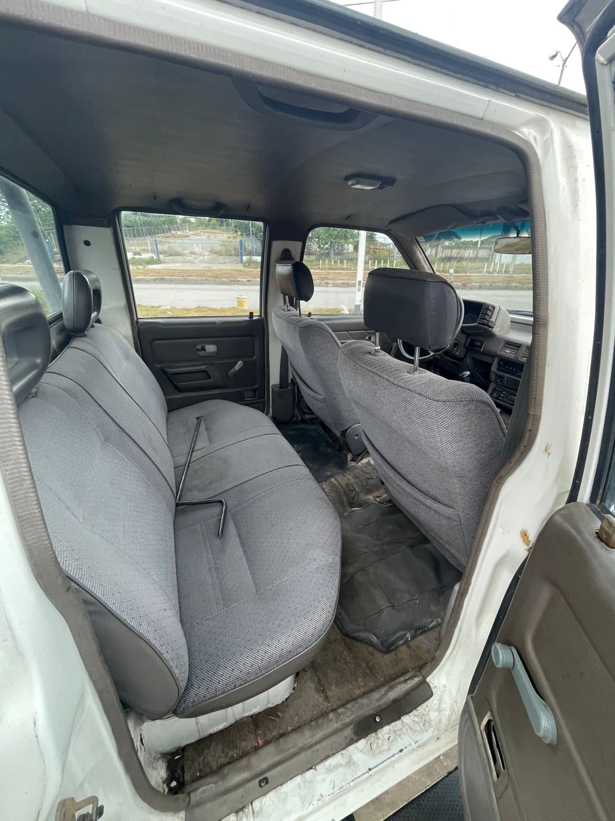 jeepetas y camionetas - Isuzu kb 1994
financiamiento disponible  6