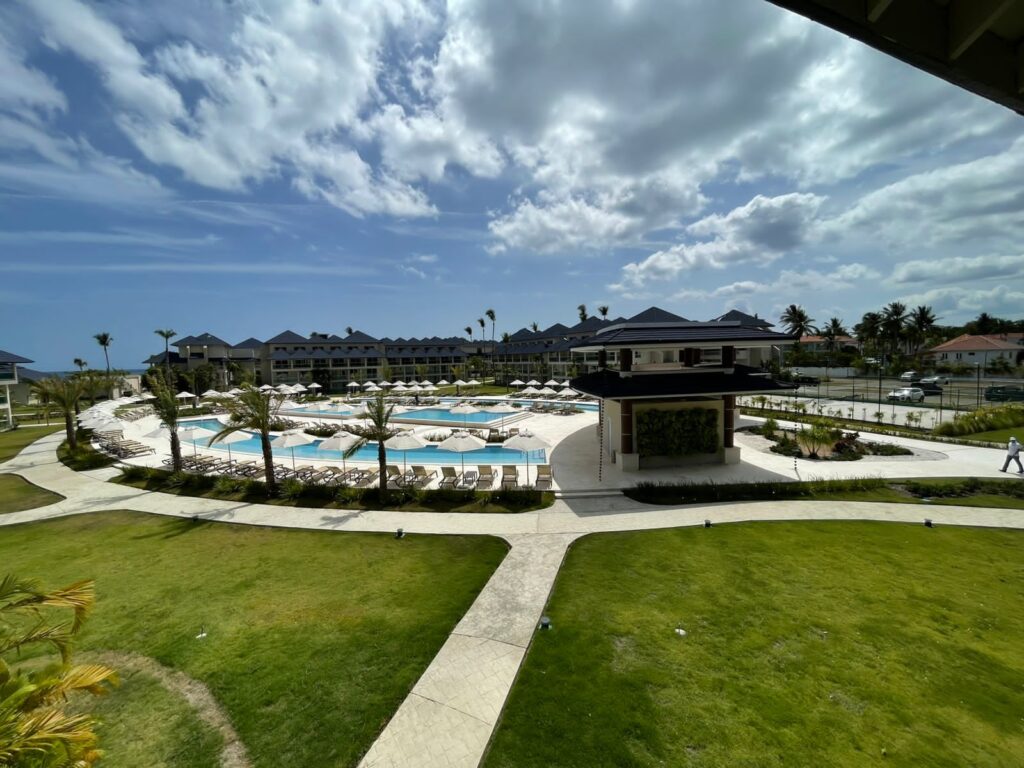 apartamentos - 1676- APTO. EN PLAYA DORADA, PTO. PTA. 