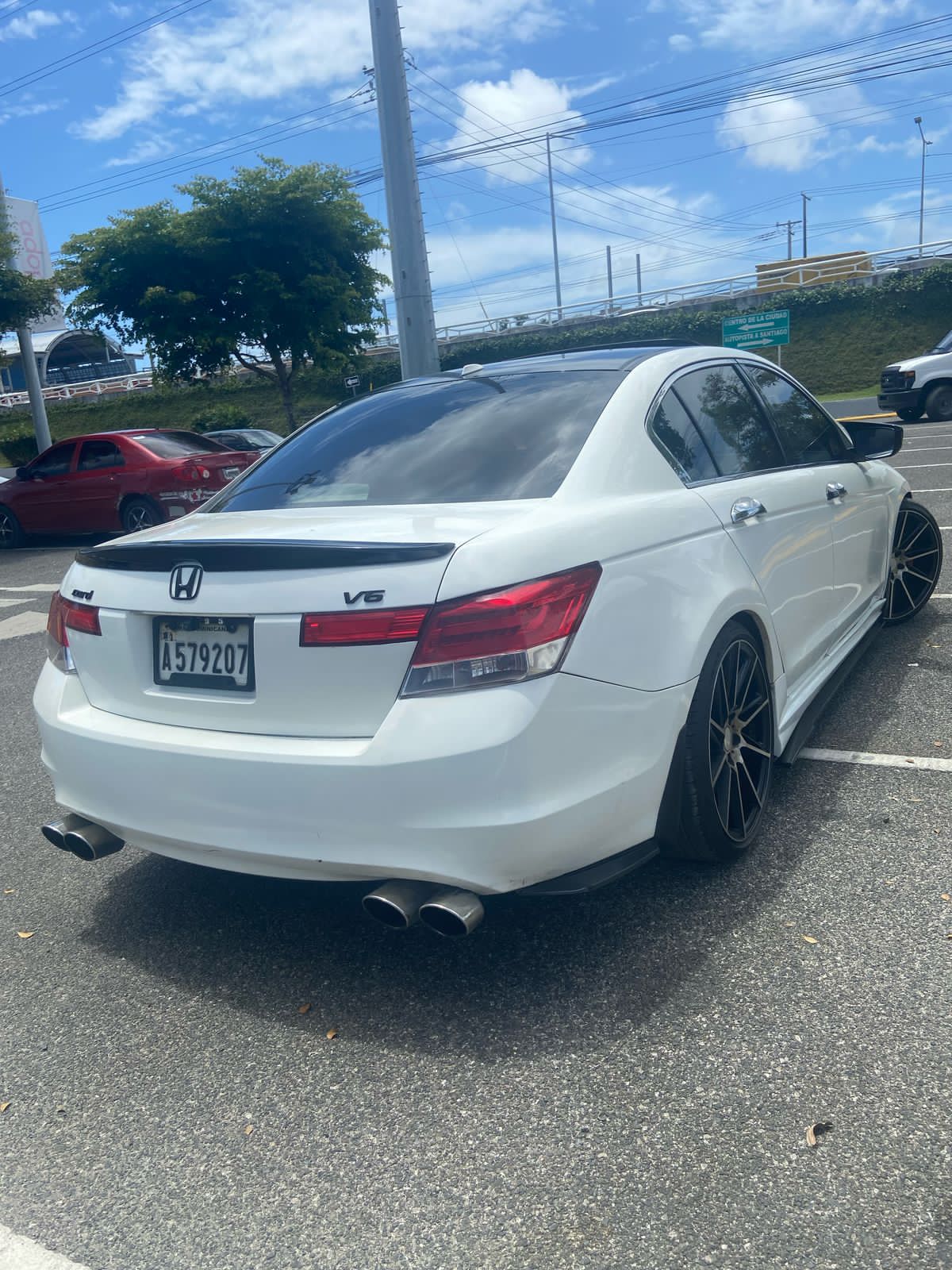 carros - Honda Accord 2010 V6 full470 Compraré otro y no tengo donde tener el Accord. 7