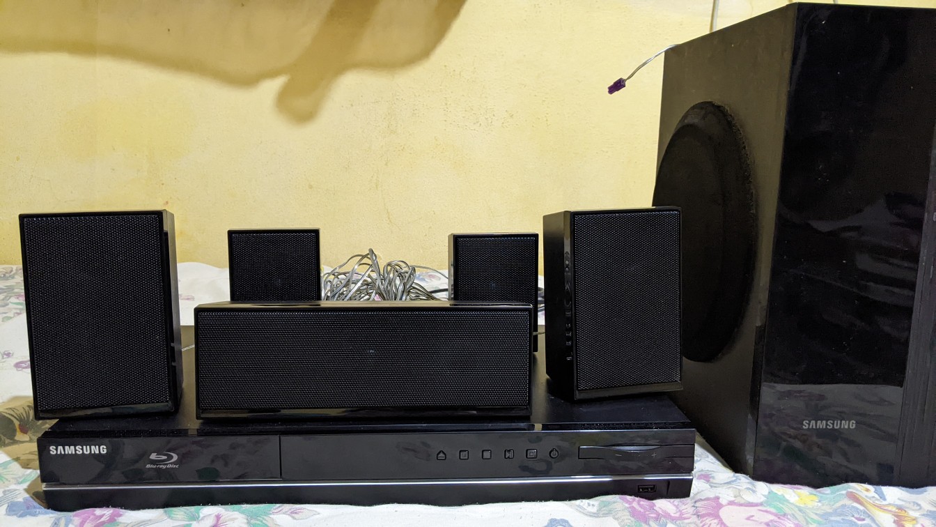 camaras y audio - Samsung Home Theater System Blu-ray 1