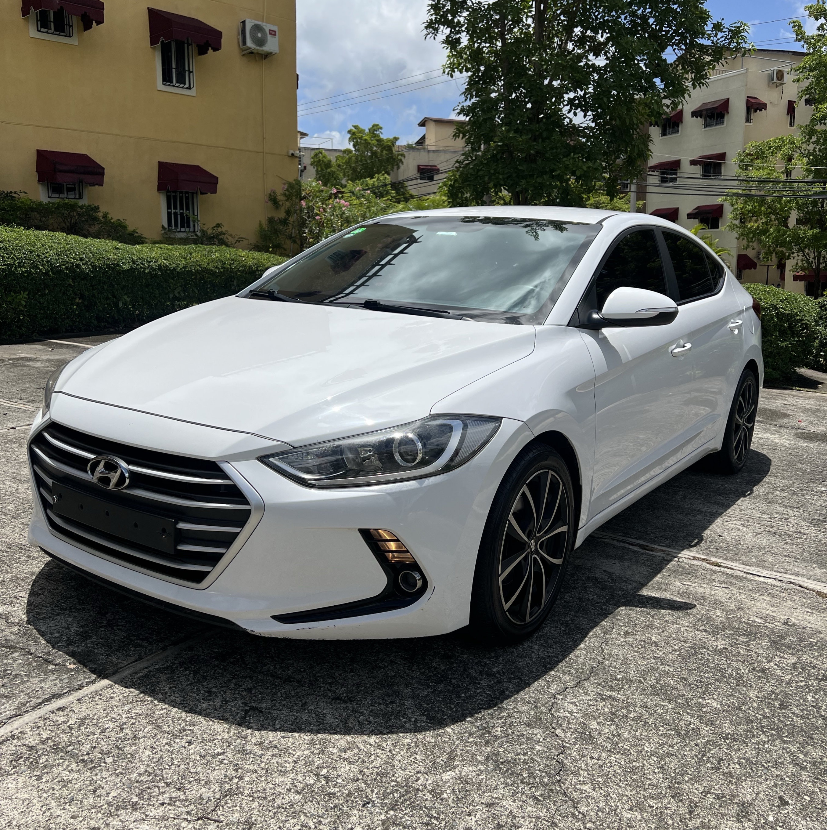 carros - Hyndai Avante 2018 blanco 1