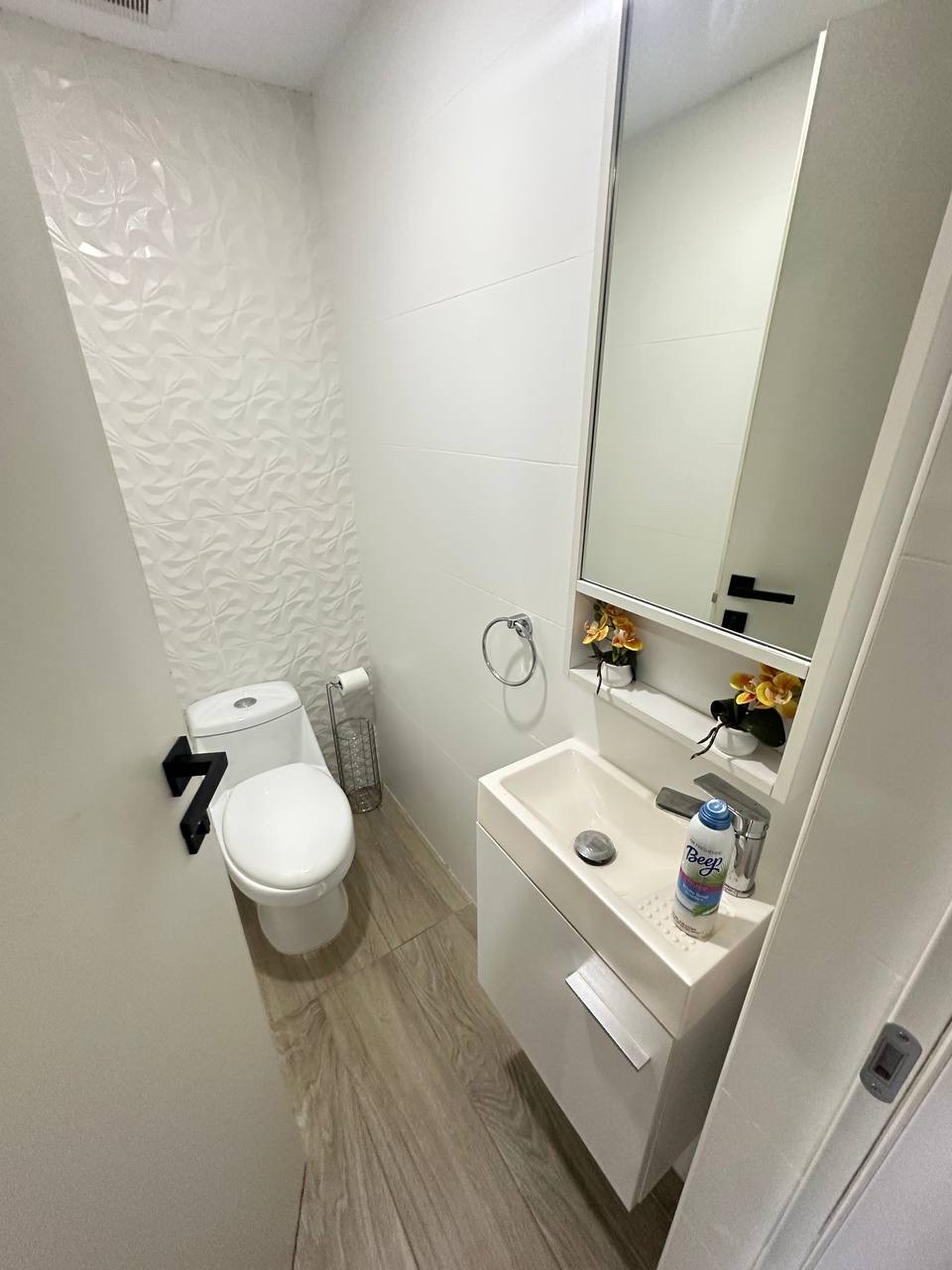 apartamentos - Moderna Habitación Amueblada con Piscina en Bella Vista  3