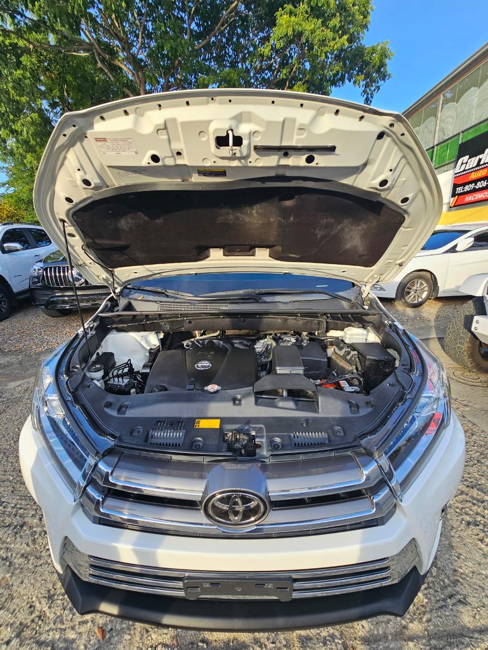 jeepetas y camionetas - Toyota Highlander Limited 2019 2