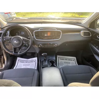 jeepetas y camionetas - Kia Sorento 2017. 4x4. 3 filas asientos. IMPORTADA 6