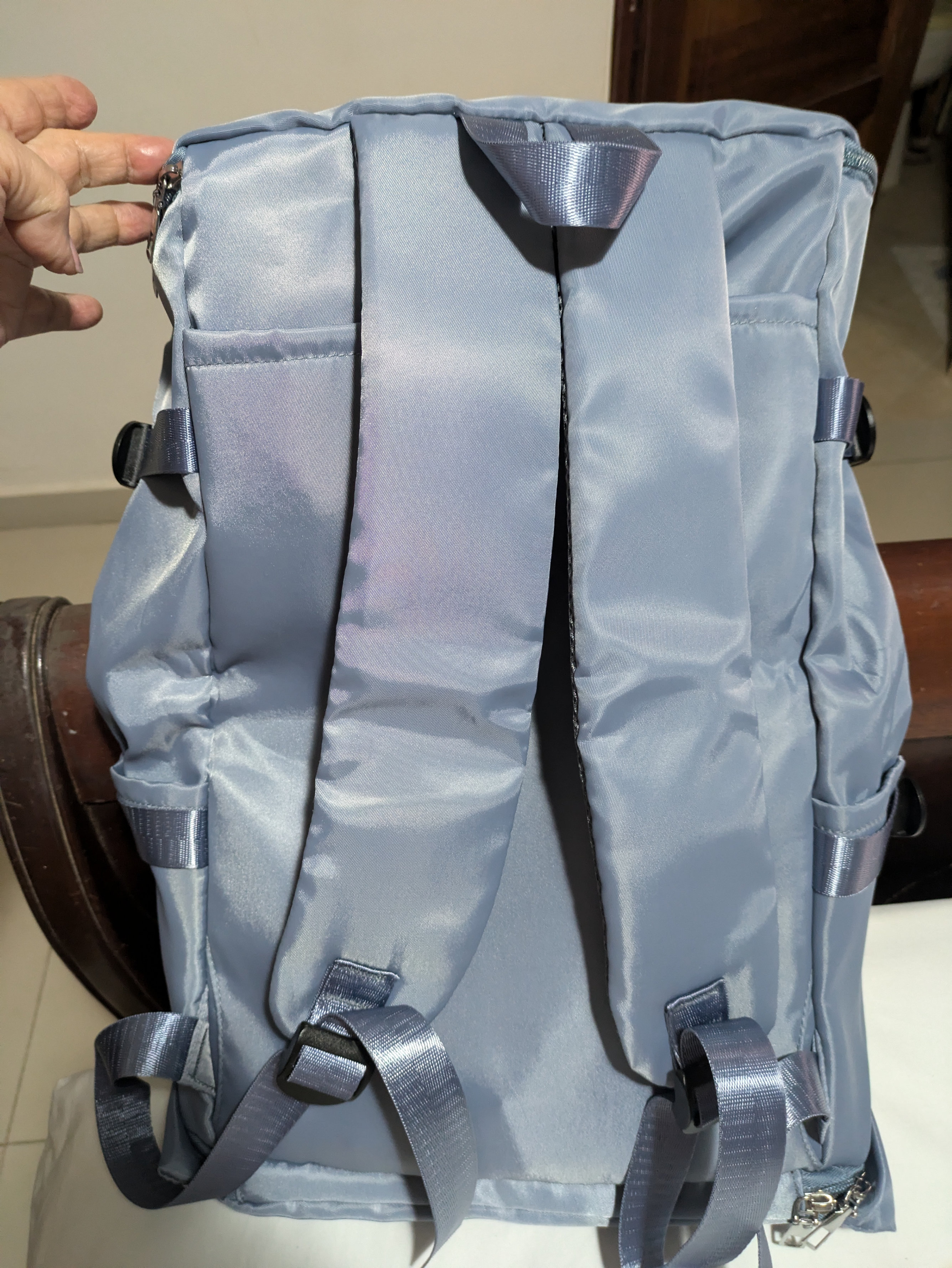 carteras y maletas - Mochila impermeable con muchos compartientos. Laptop, ropa, calzados. Cabe todo! 4