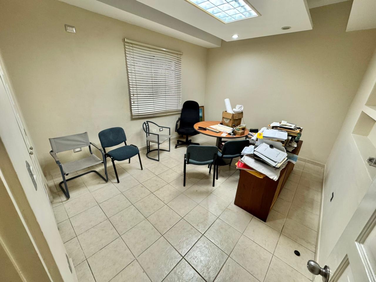oficinas y locales comerciales - Local Comercial en Venta ZONA UNIVERSITARIA RD$8,0 0