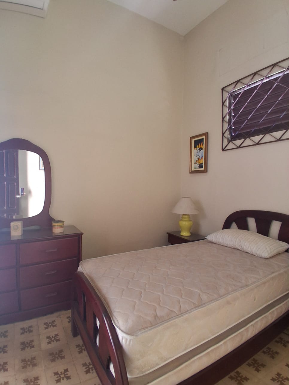 casas -  Zona colonial / ciudad nueva Alquiler US$ 650  8