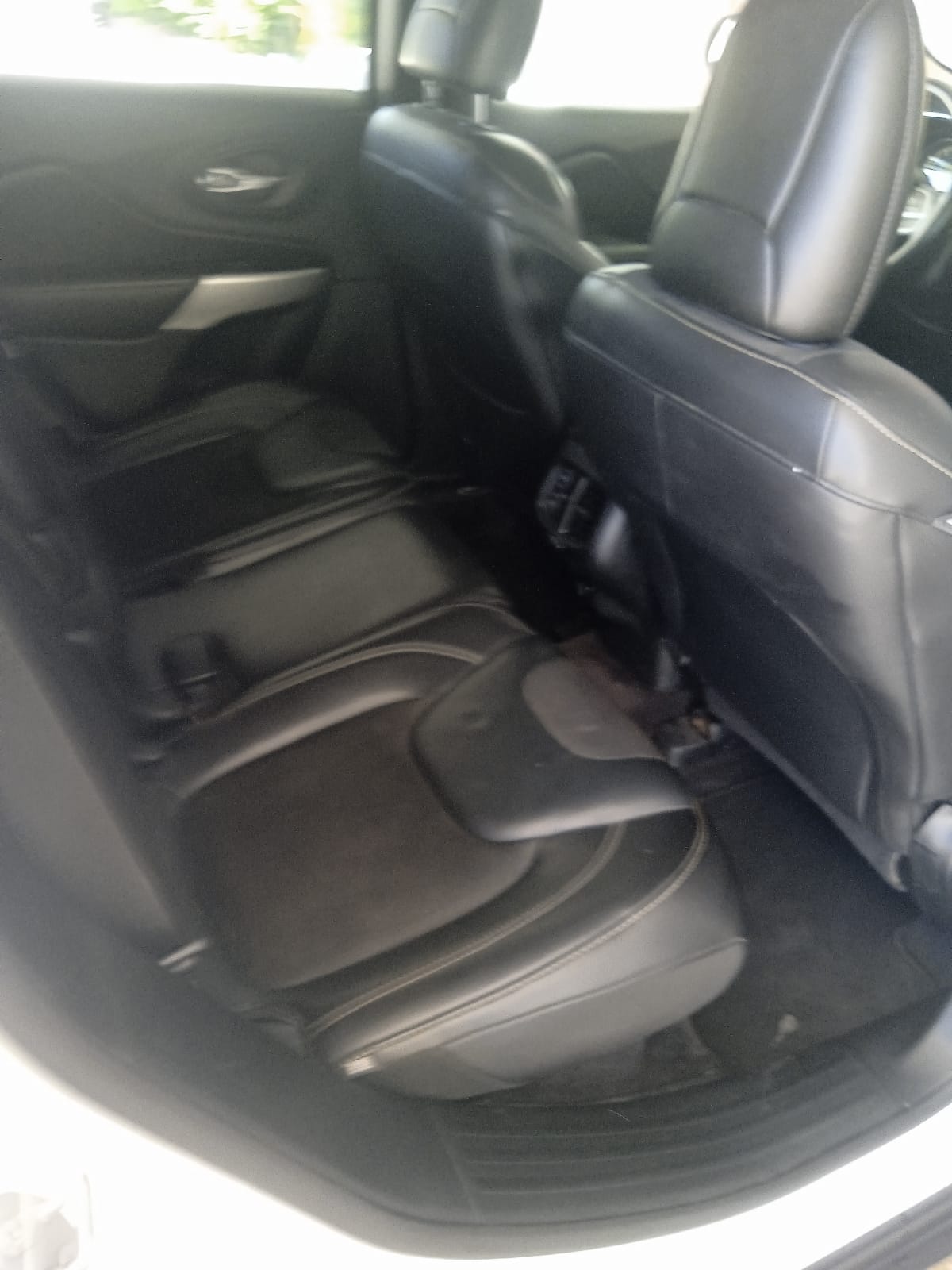 jeepetas y camionetas - Jeep cherokee latitudes plus 5