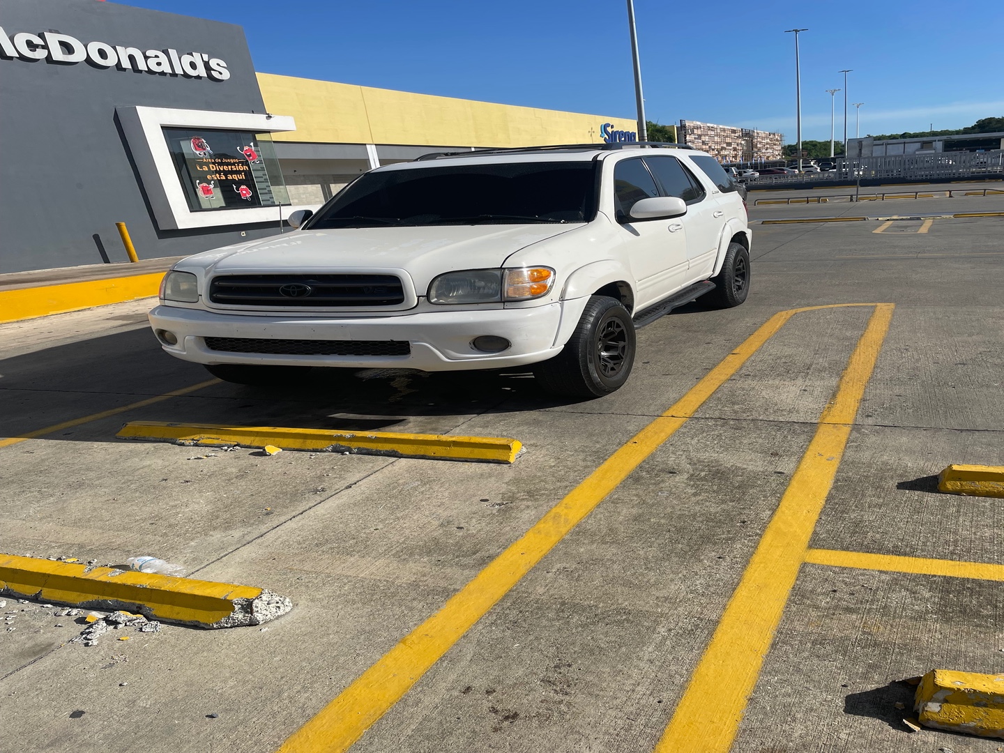 jeepetas y camionetas - Toyota sequoia 20014x4 7